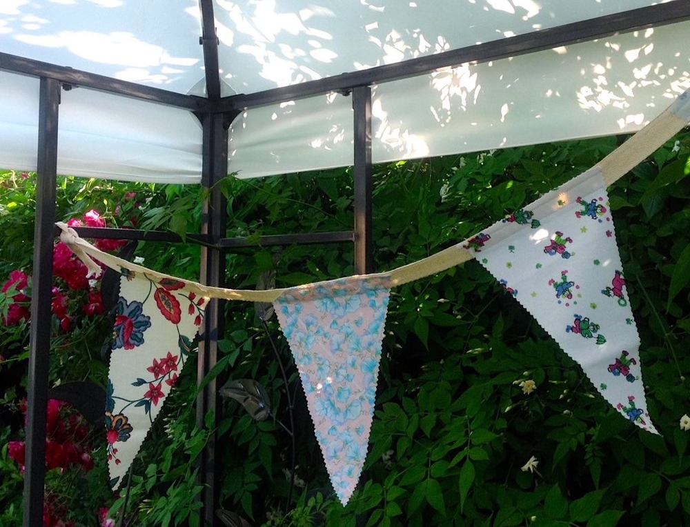 BUNTING MADE FROM SCRAPS
