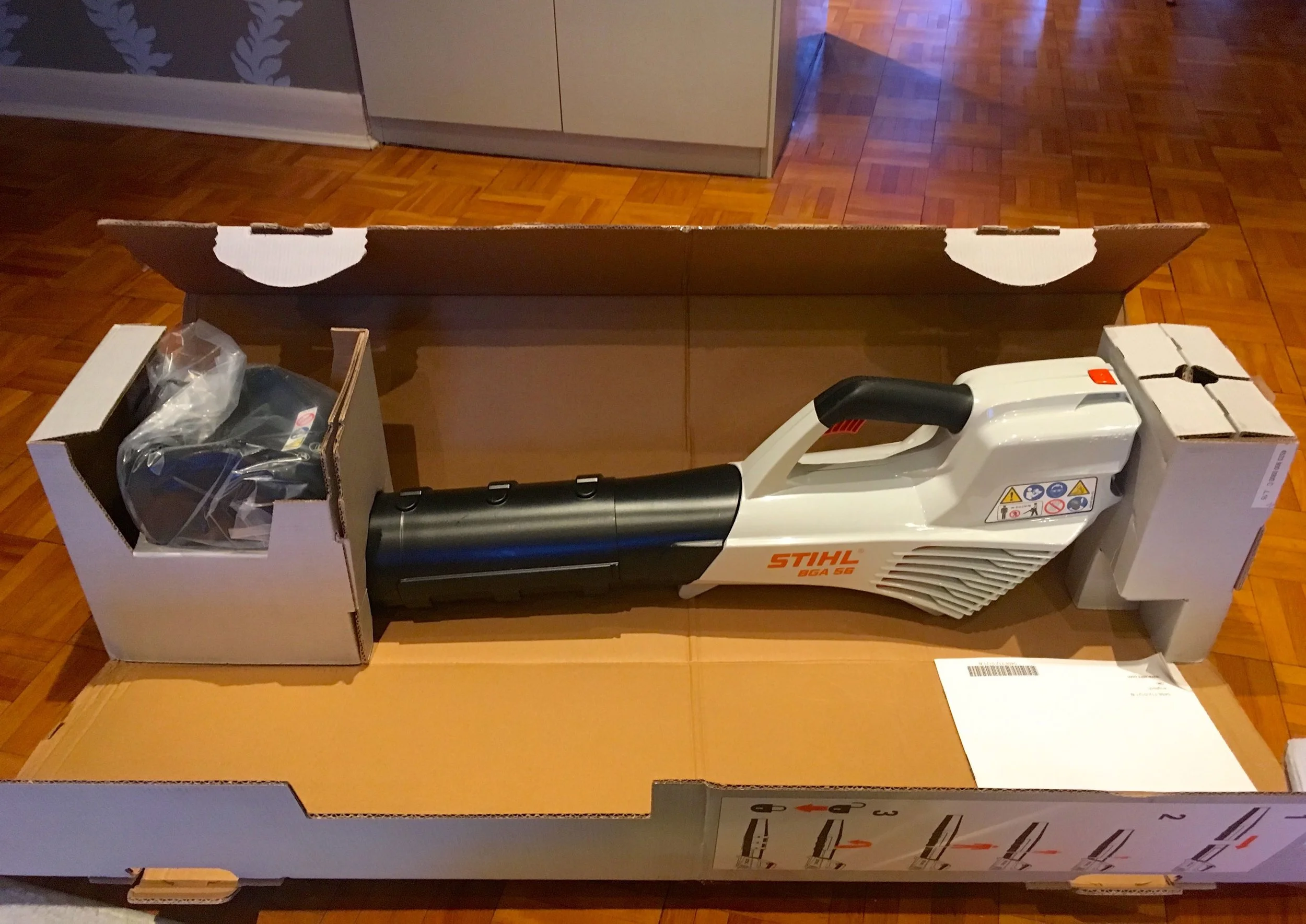 Unboxing my Stihl BGA 56