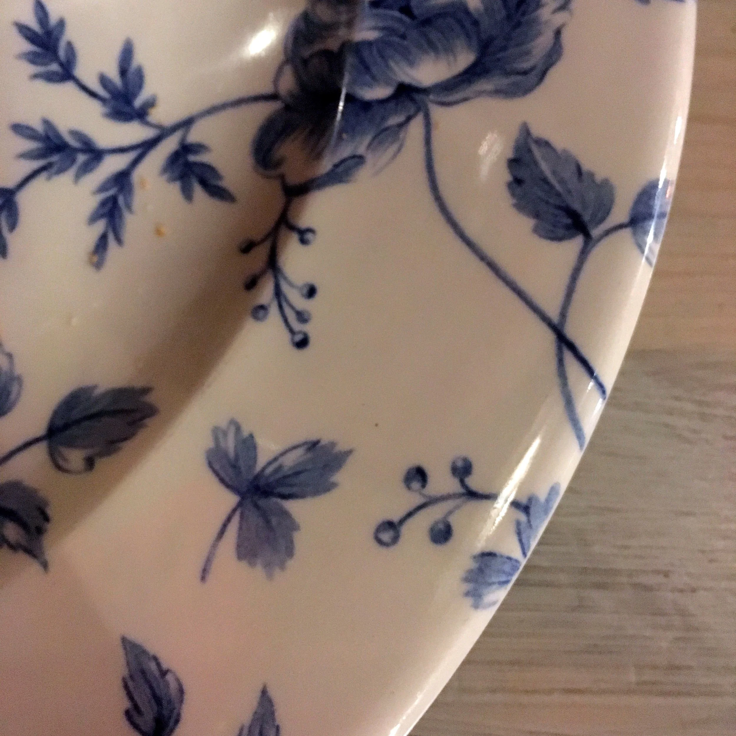 PRETTY CROCKERY