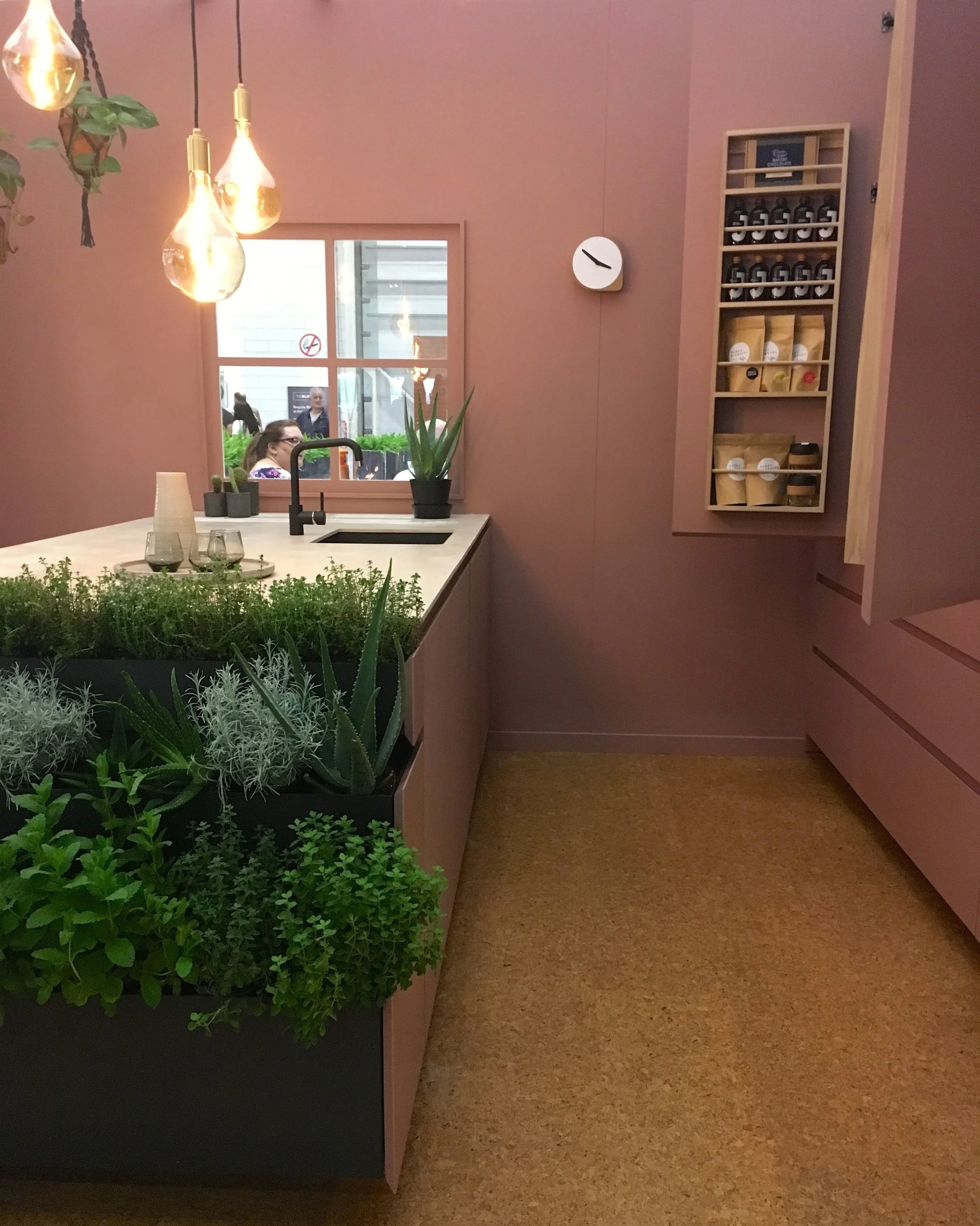 Dusky pink throughout with a touch of real greenery