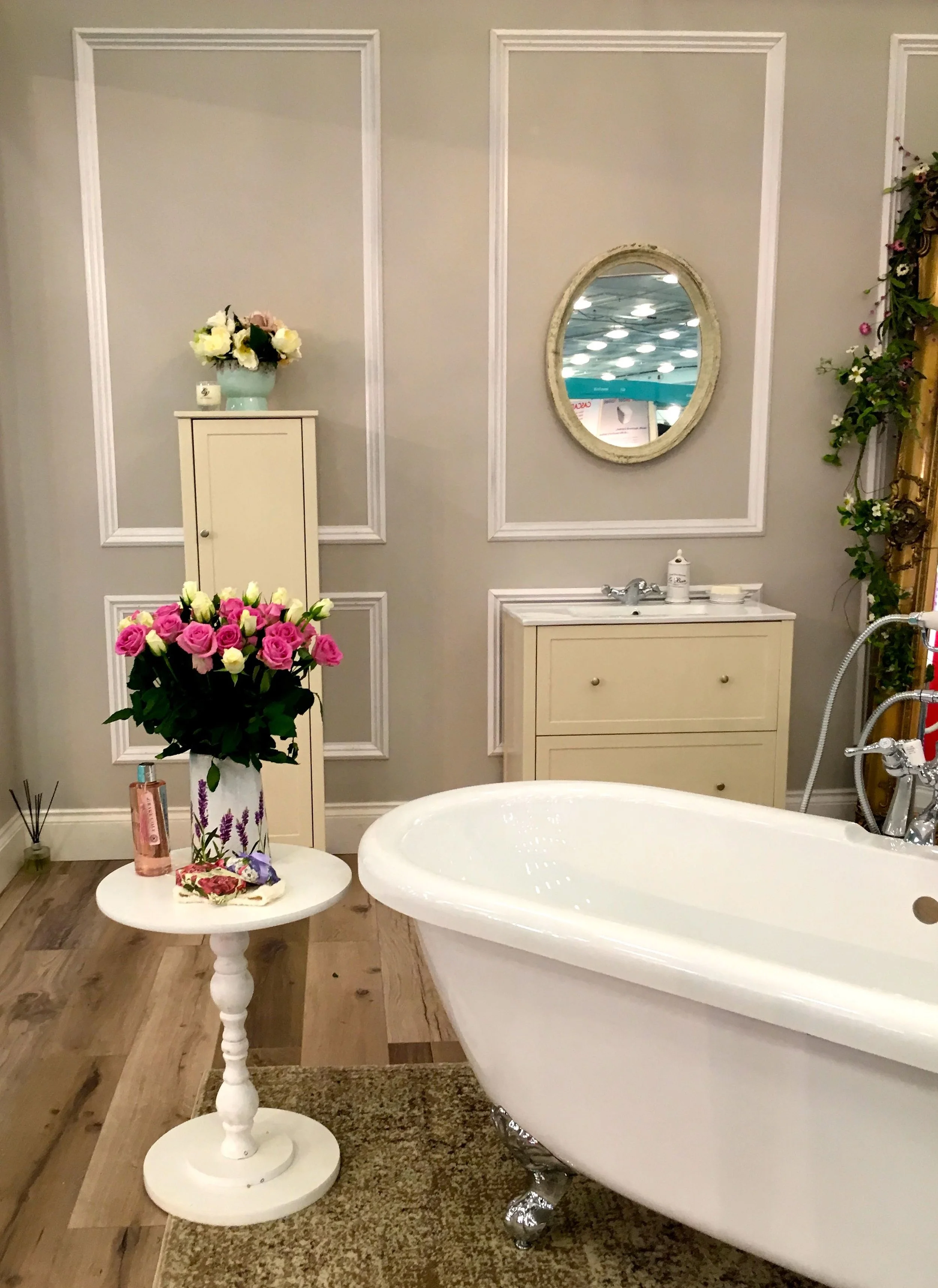 Beading on the walls as panelling