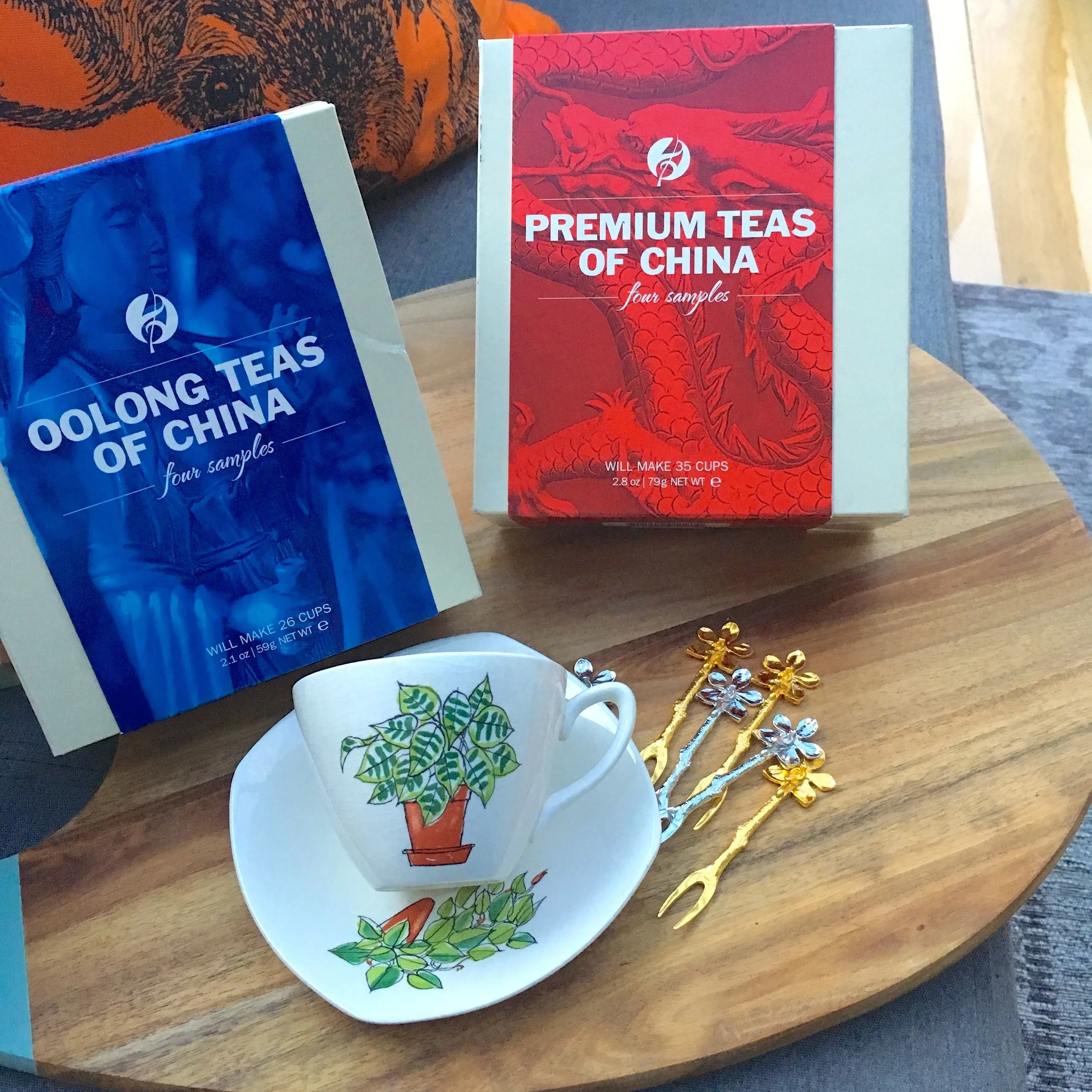 OOLONG TEAS OF CHINA INCLUDES: TI KUAN YIN, WUYI ENSEMBLE, FORMOSA BAI HAO AND DANCONG ARIA TEASPREMIUM TEAS OF CHINA INCLUDES: YUNNAN GOLD, GOLDEN SPRING, KEEMUN RHAPSODY AND PU ERH POE TEAS