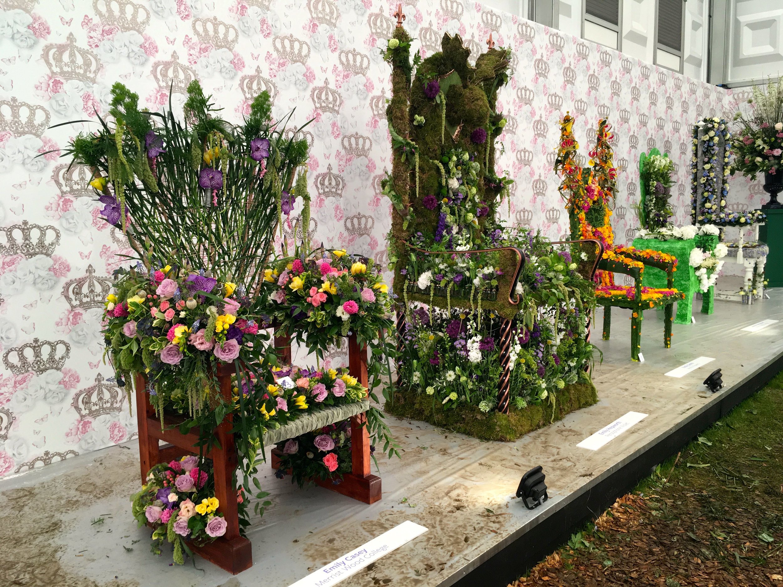A row of floral thrones at the 2018 chelsea flower show