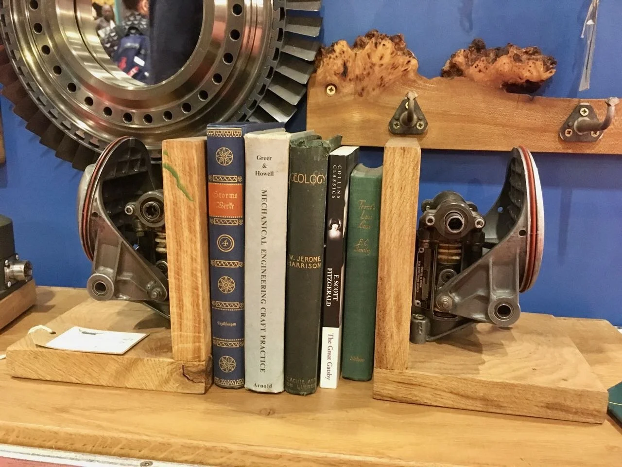 Bookends with aircraft parts