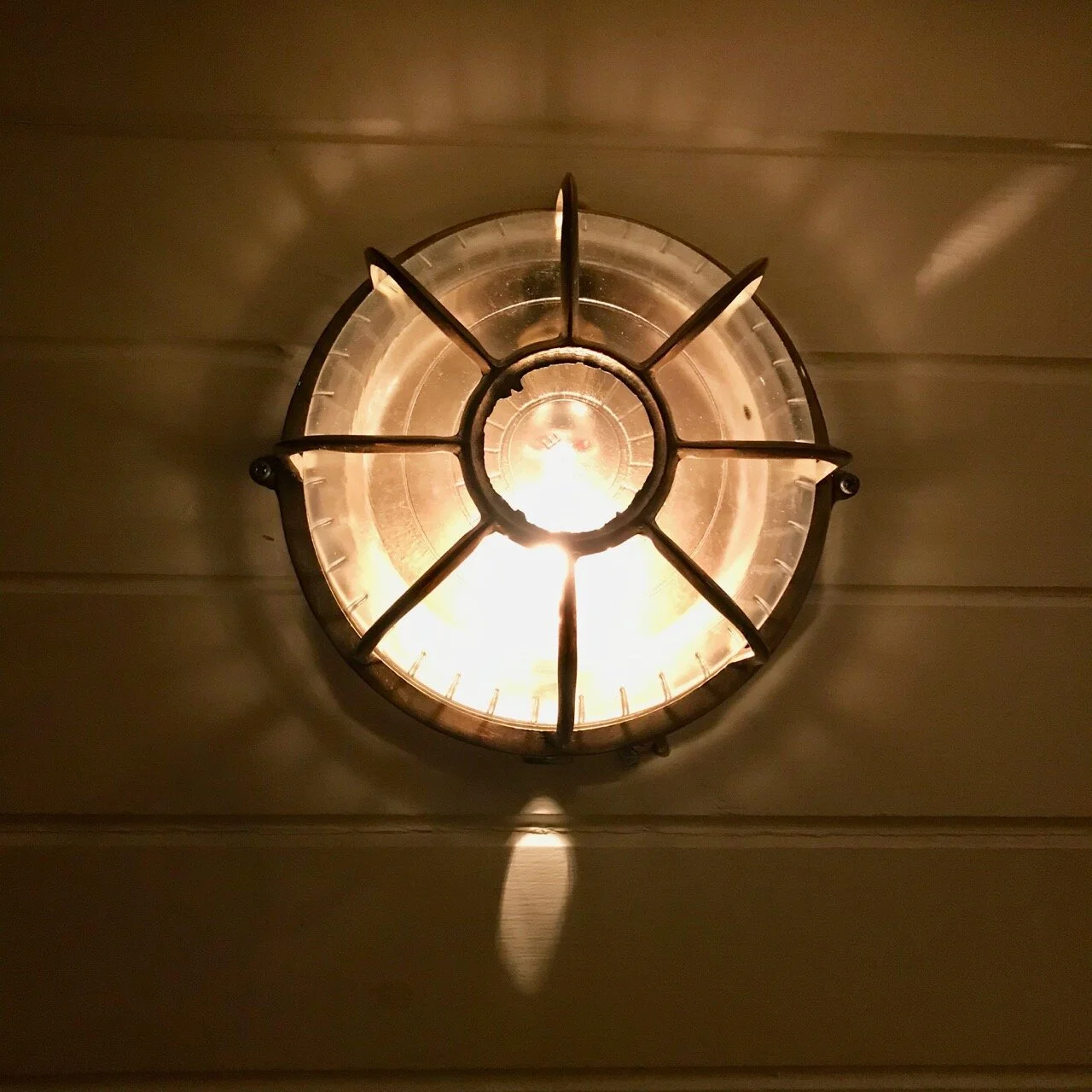 an unusual light in the loo