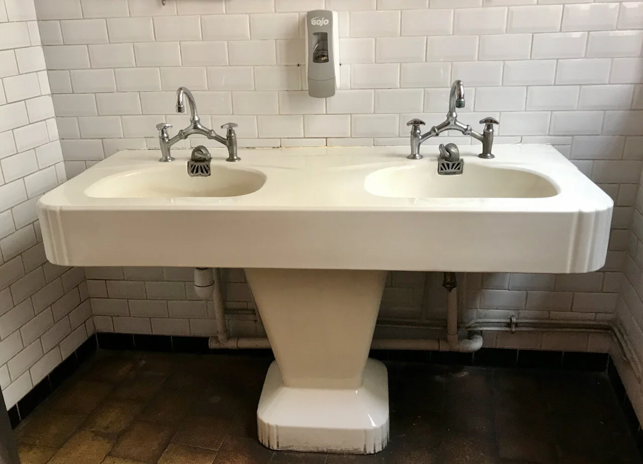 a vintage double sink.jpeg