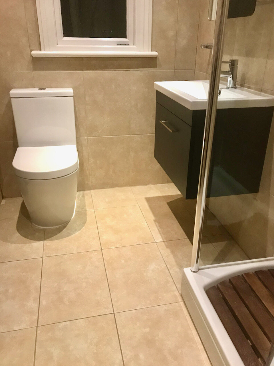 toilet, sink and cabinet all fitted successfully.jpeg