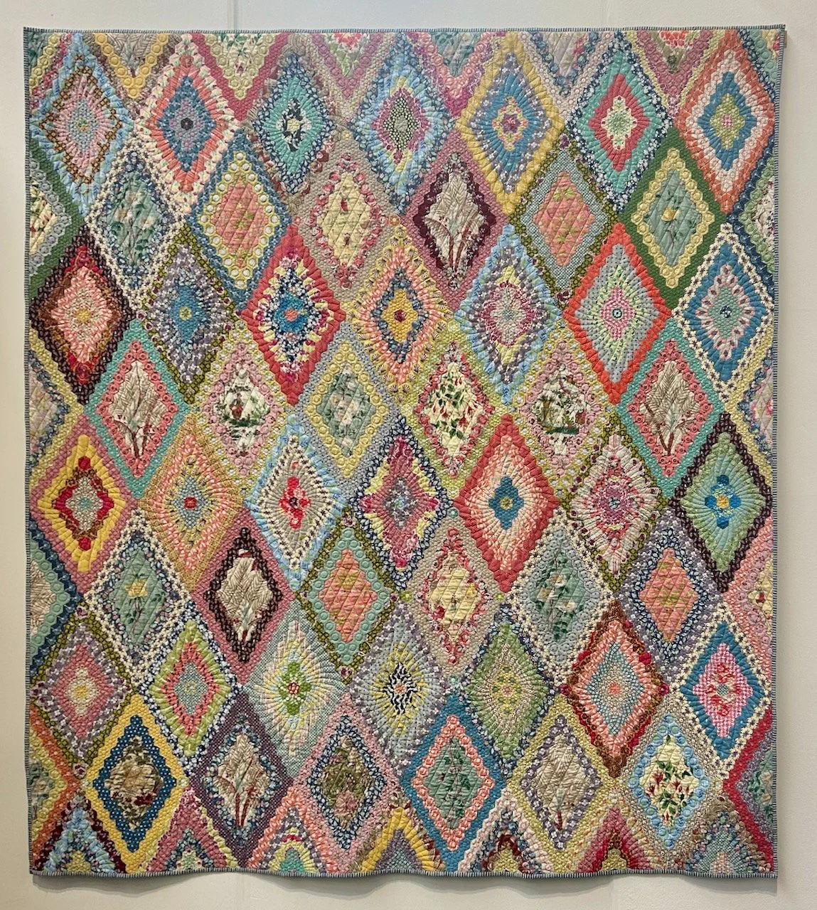 DIAMONDS ARE FOREVER, MAGGIE BREAKSPEAR - FESTIVAL OF QUILTS 2025