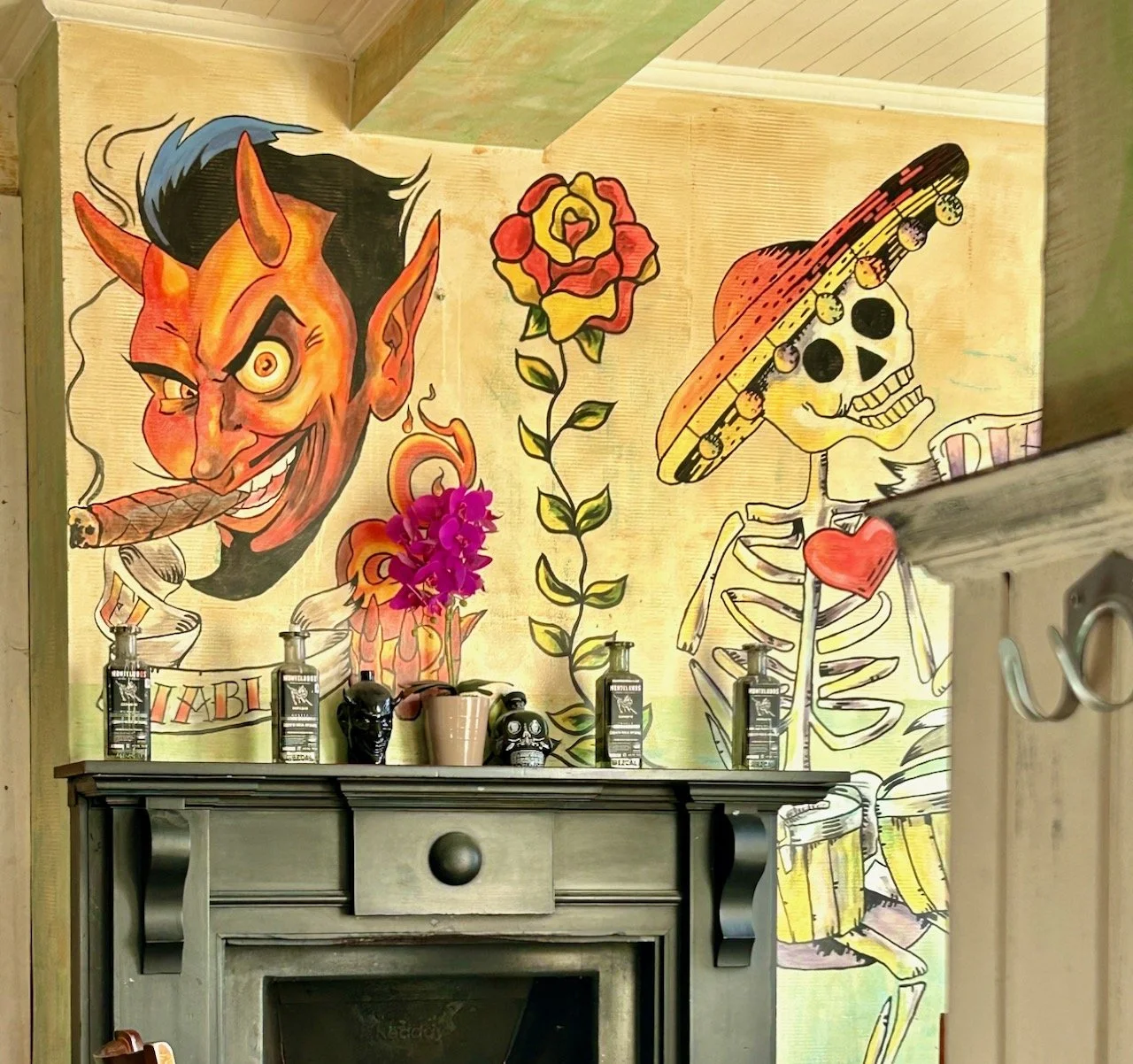 wall murals in the flying circus pub