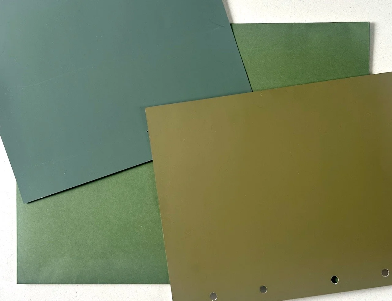 Three larger samples of GREEN SMOKE, CALKE GREEN AND DIBBER