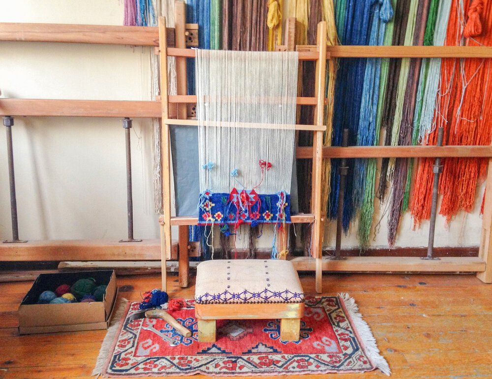  My weaving workplace and personal kilim-in-progress (Istanbul, 2013). 