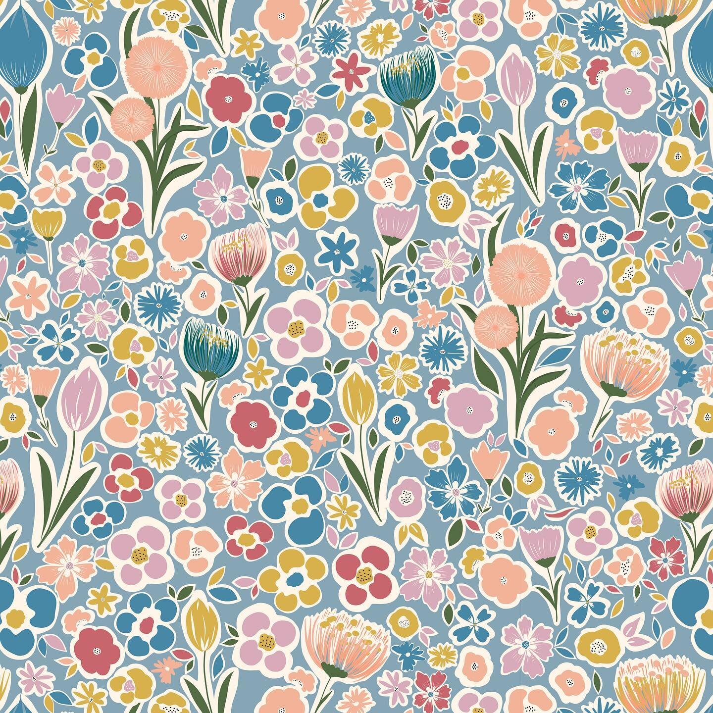 Flower frolic! 🌸🌷🌺🌹

#surfacedesign #surfacepatterndesign #patterndesign #patternaddict #printandpattern #floralprint #floralpattern #wednesdayvibes #carolinaabarca #carolinaabarcadesign