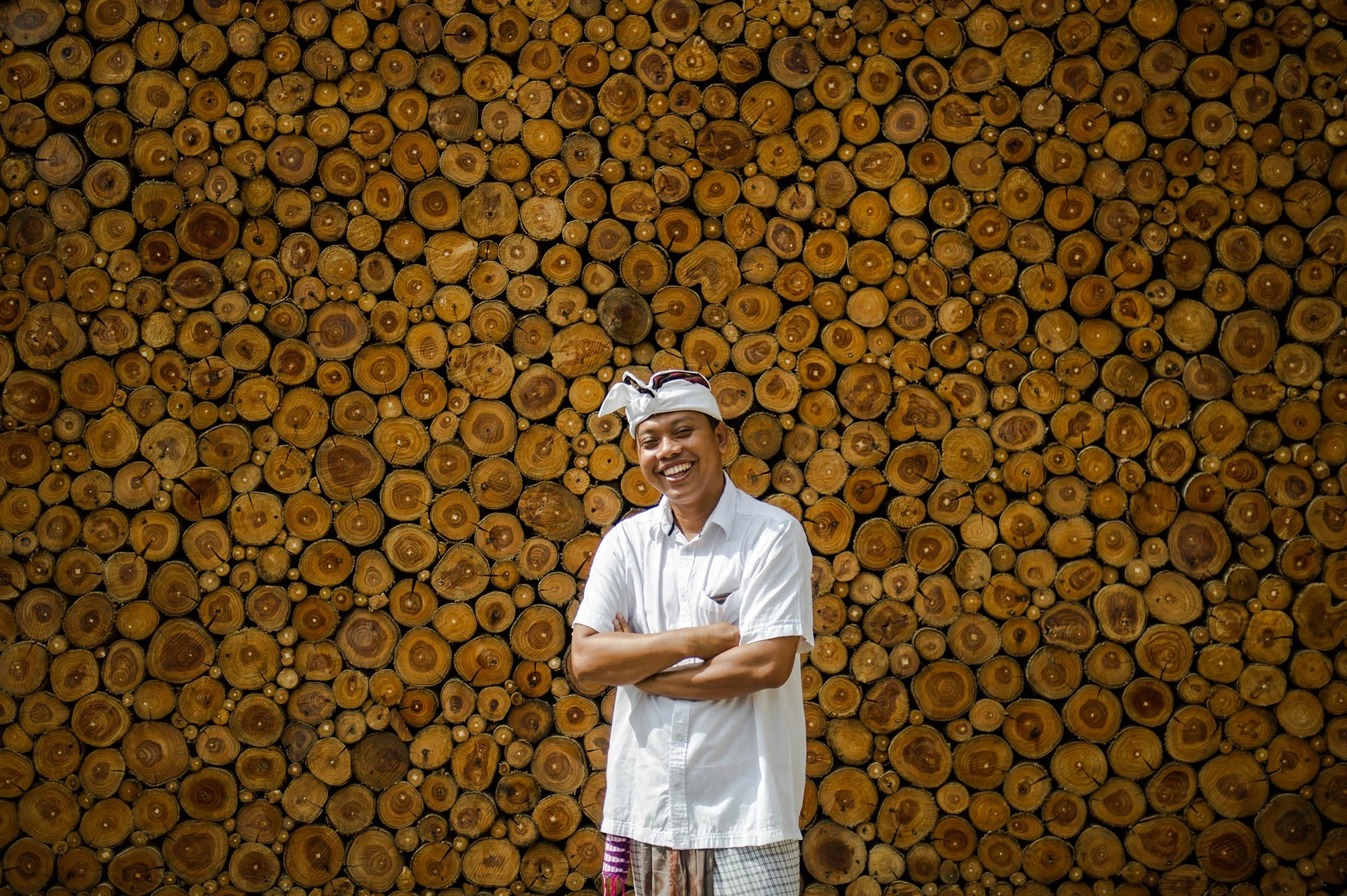 I Wayan Sukadana Owner Kabeh Jati Garden Hotel, Nusa Penida Editorial portrait for Forbes Magazine, 2017
