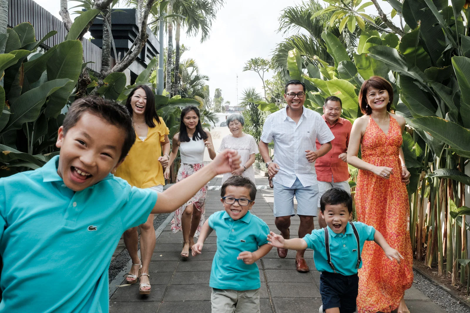 20190608 Villa Lilibel - Family Portrait - med-8.jpg