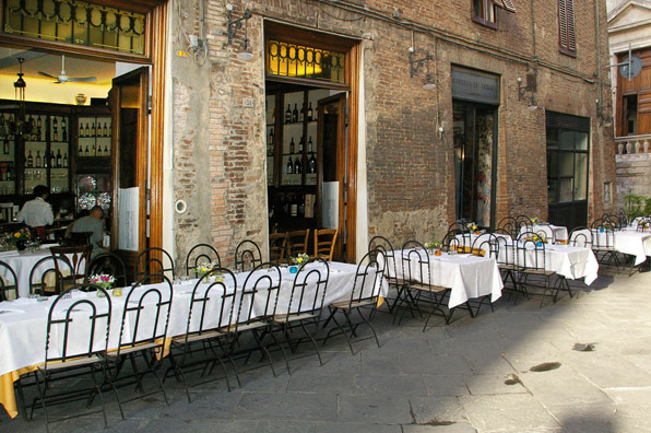 Osteria-le-logge-best-restaurant-siena-.jpg