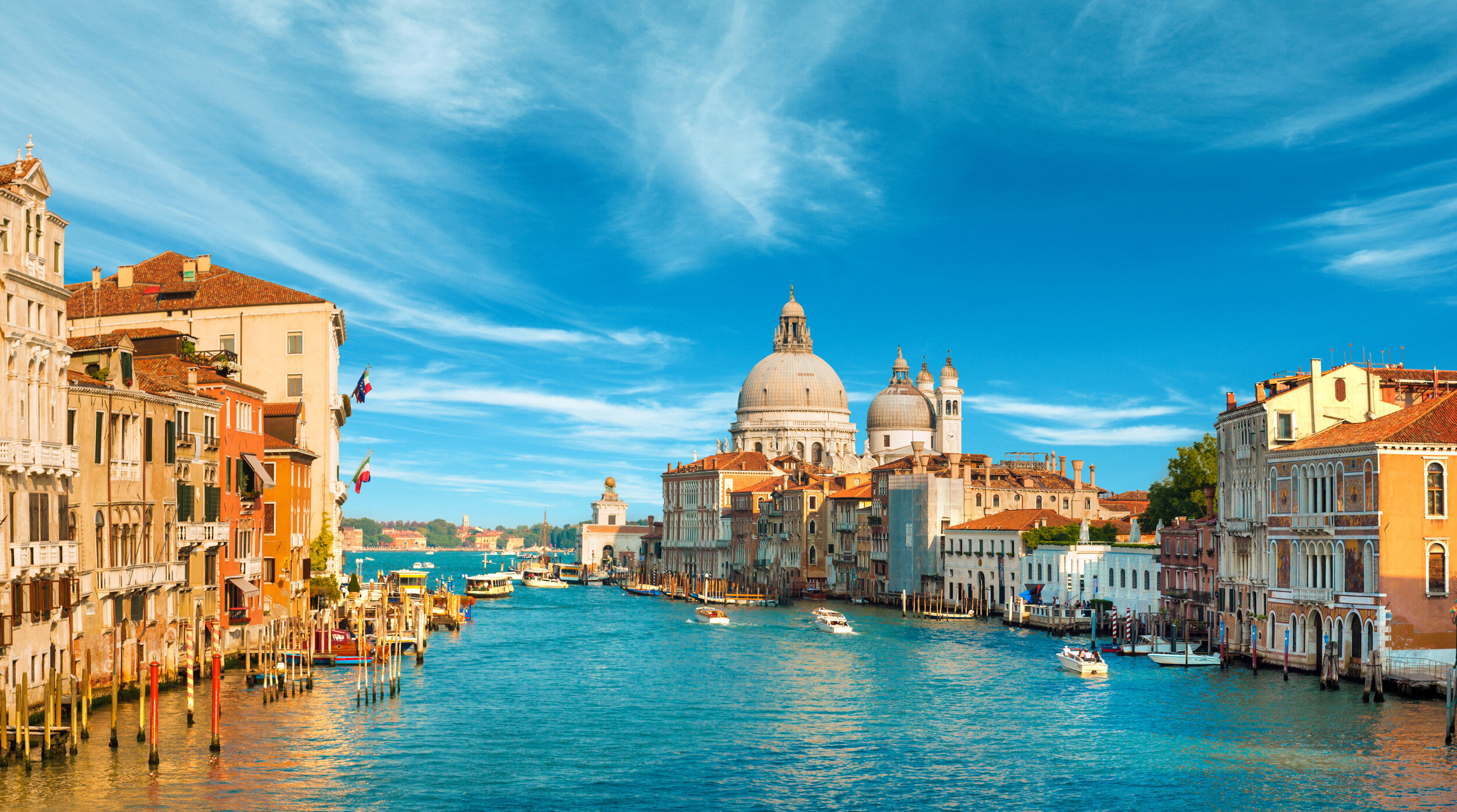 ITALY_Venice_At-the-Morning.jpg