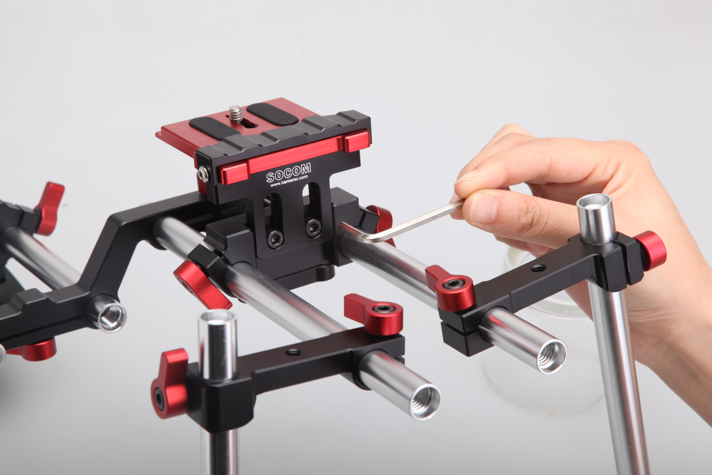 Kamerar Socom Shoulder Rig Adjustments.JPG