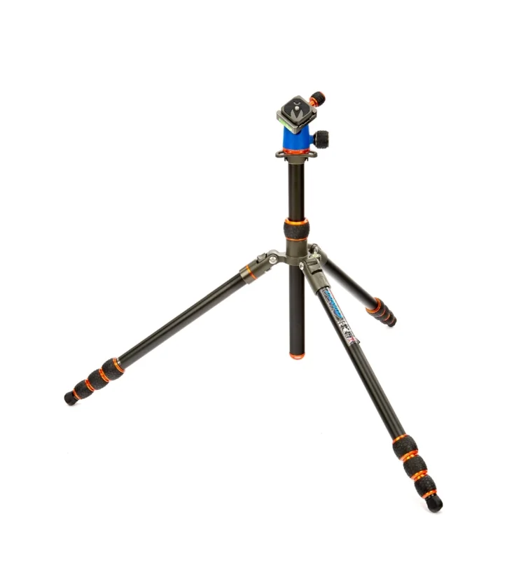 3LeggedThing 5212-Edit.jpg