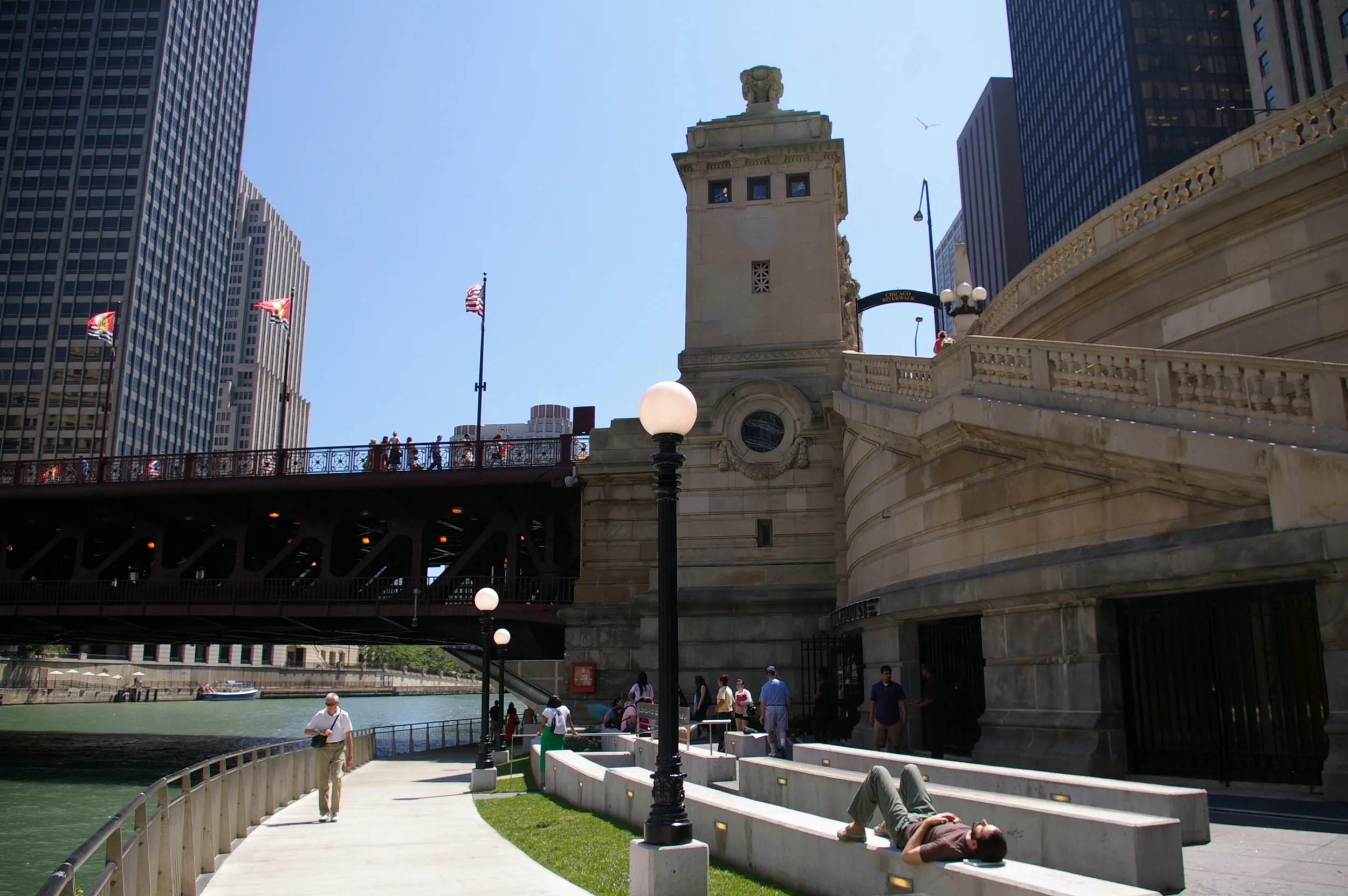 Bustling BH - RW.JPG