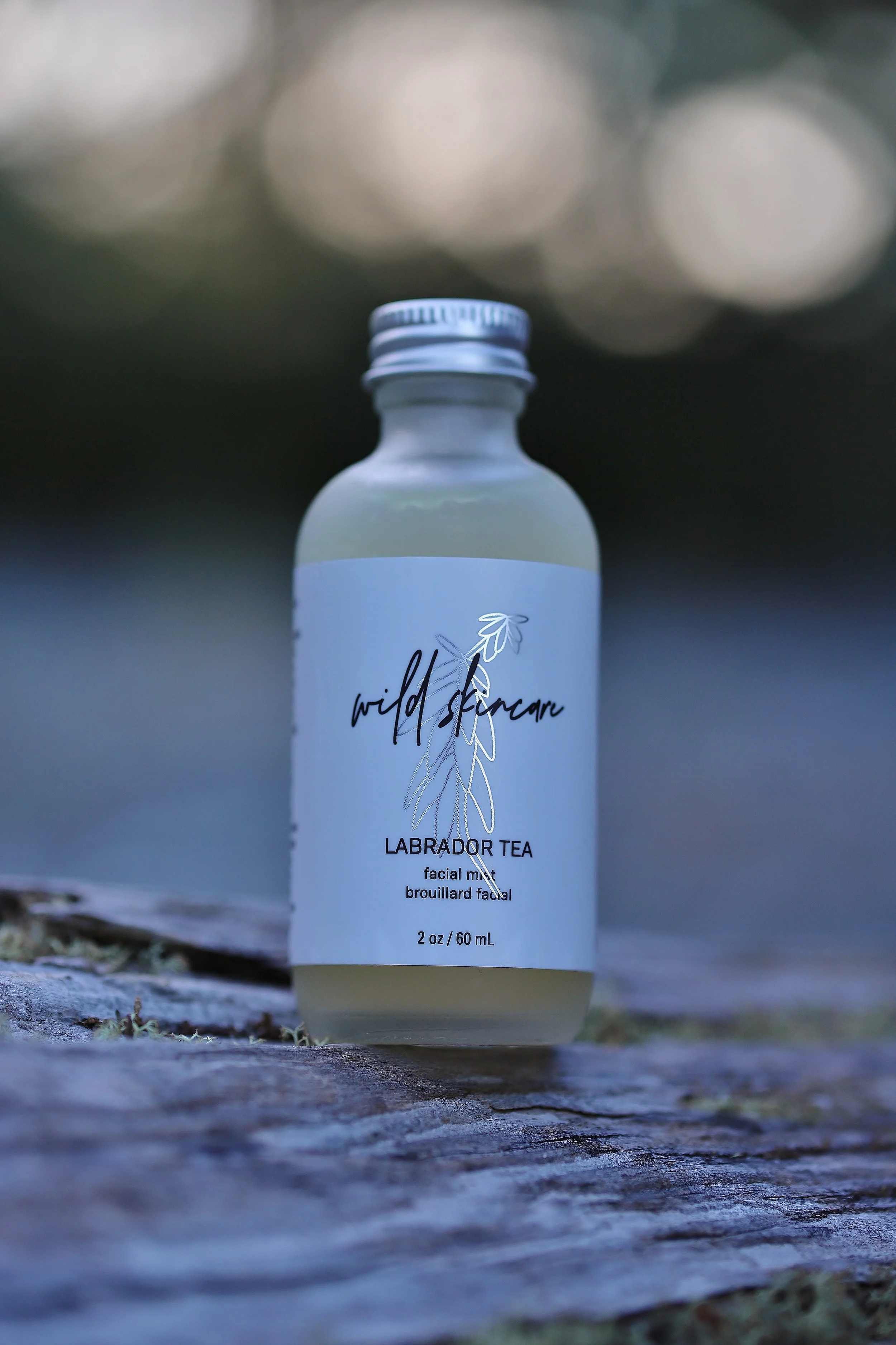 Lab Tea on driftwood up close.JPG