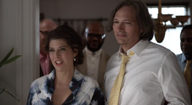 Kate (Marisa Tomei) and Elliot (Darren E. Burrows), Ben's niece-in-law