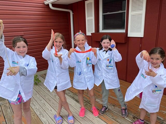 Day 2 of camp (yesterday) - we made slime 🧪🦠
&bull;
&bull;
#labcoats #slime #madscientists #summercamp #experiments #summer #liljammazkidz #friends #science