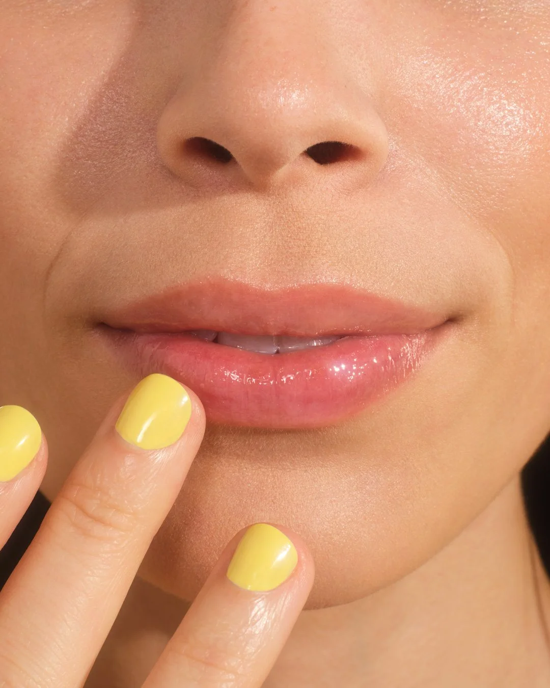 02_240821_HawaiianTropic_JennaGang_02_LipCare_Skin_Finish_054_02.jpg