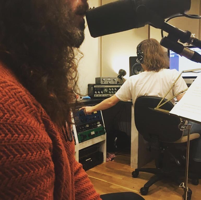 Not just for bands, we&rsquo;ve recorded voice over demos too! Throwback to a session earlier this year. 

#shure #sm7b #studiolife #voiceover