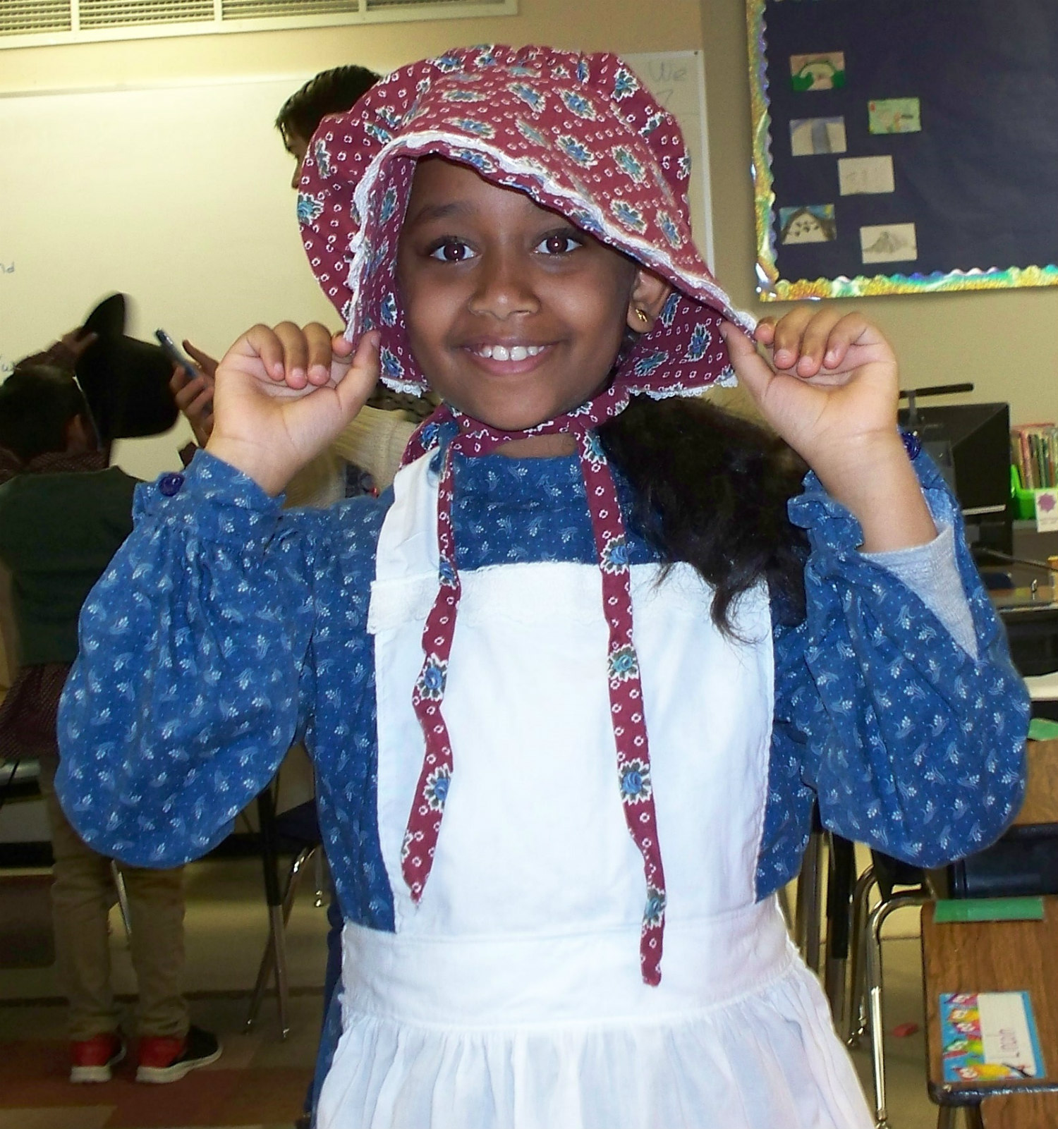 girl_with_sunbonnet.jpg