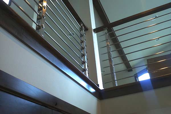 New stainless steel rod system with wood top rail