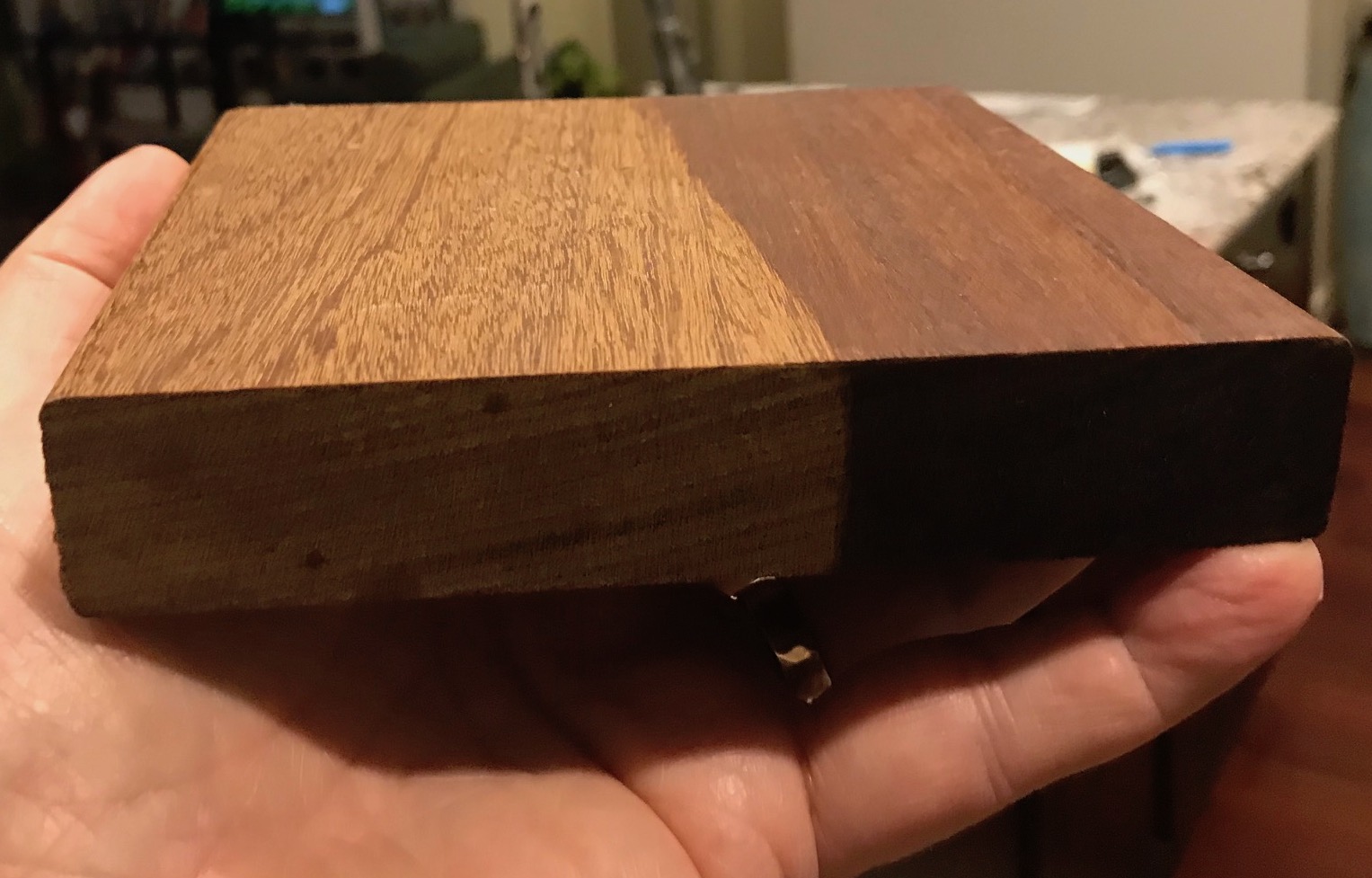 The 1x6 IPE cross section has all rounded edges. The left side is unfinished and will weather to a natural grey. The right side is oiled and will keep this look if re-oiled regularly.