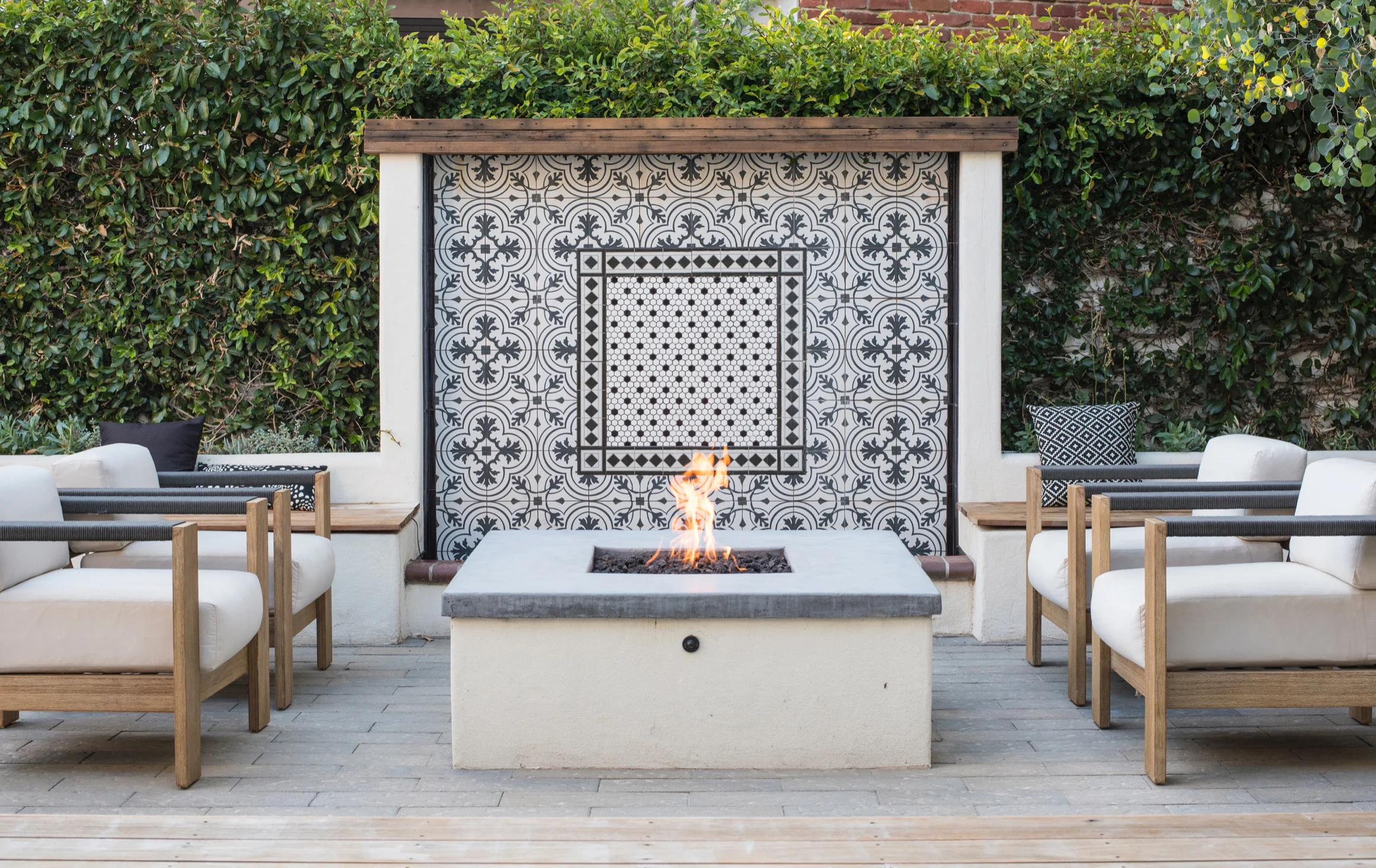 See more from this Sacramento Modern Spanish Home makeover on Apartment Therapy image credit: Kat Alves