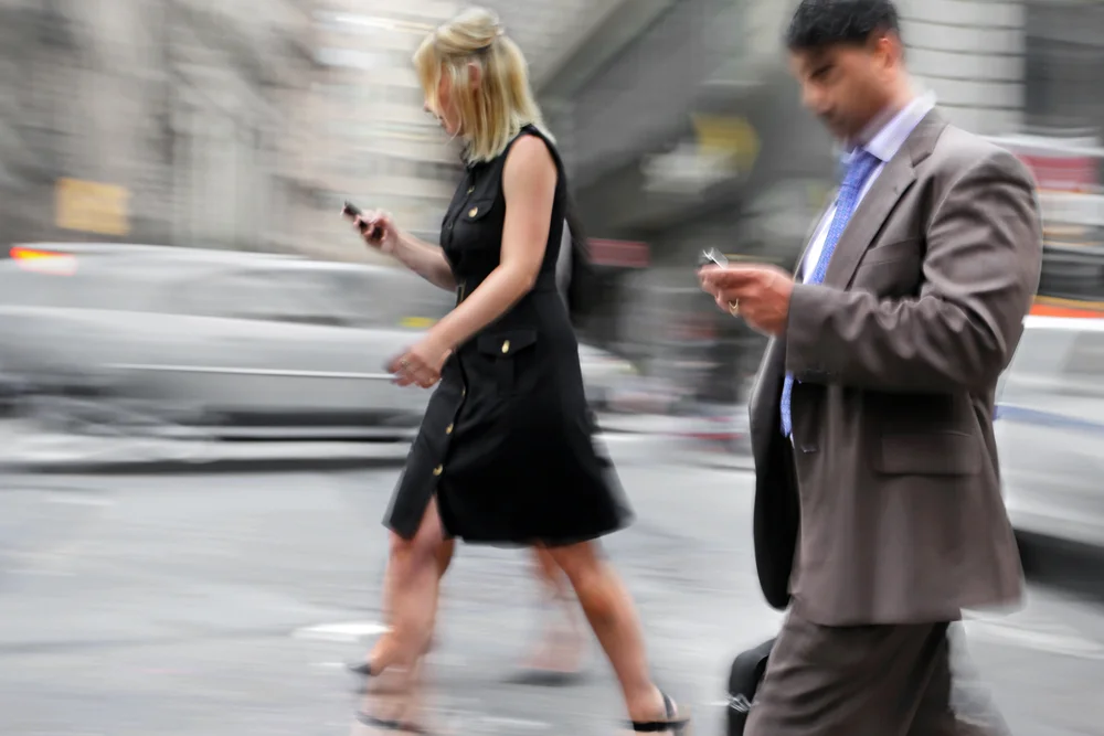 texting and walking.jpg