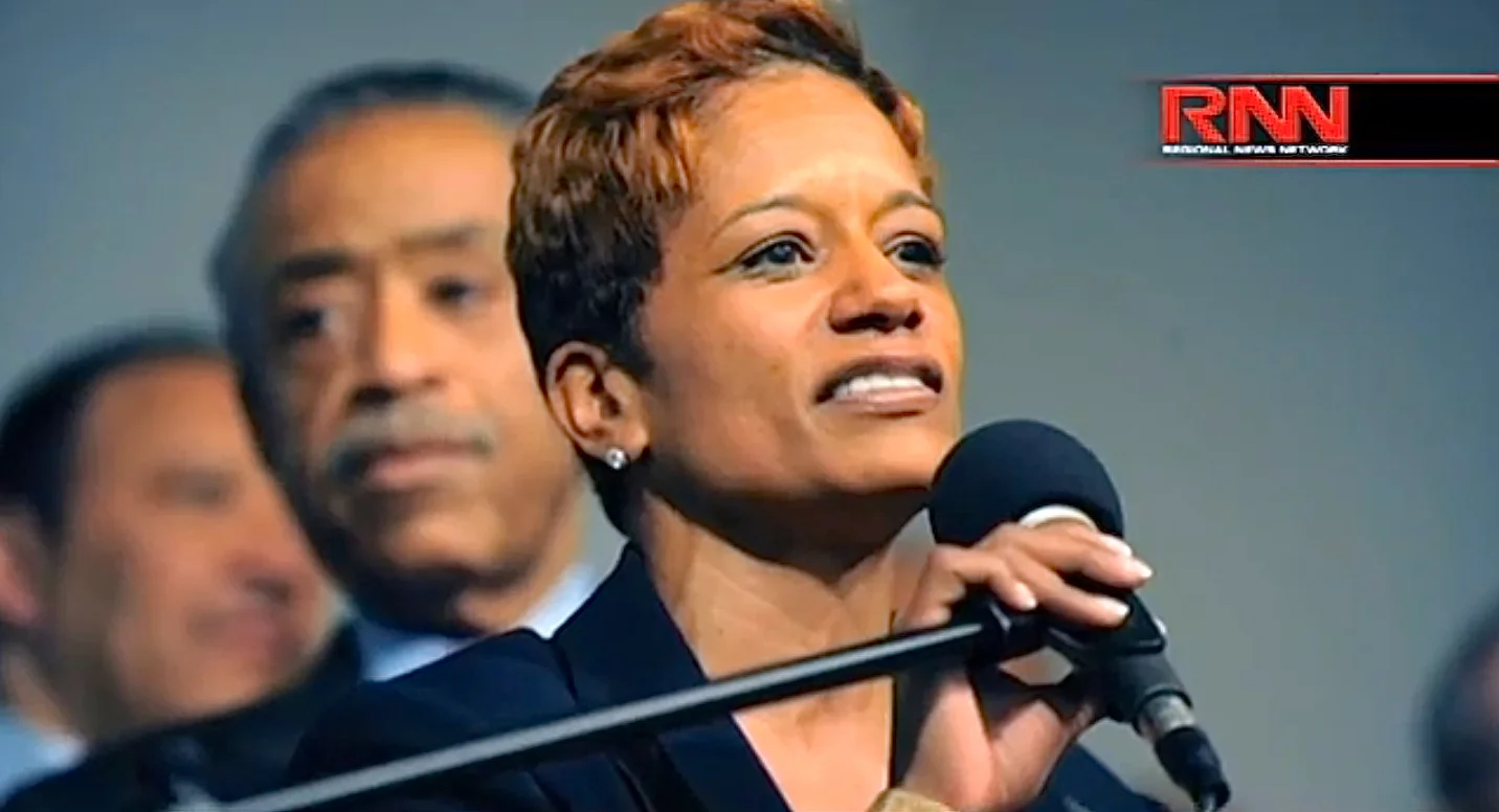 Before Rachael Noerdlinger was appointed as chief of staff to New York City First Lady Chirlane McCray , Ms. Noerdlinger was a top aide to the Rev. Al Sharpton . Ms. Noerdlinger's brief stint at City Hall was marred by a series of controversies. Source : Richard French Live/RNN/YouTube Screen Shot