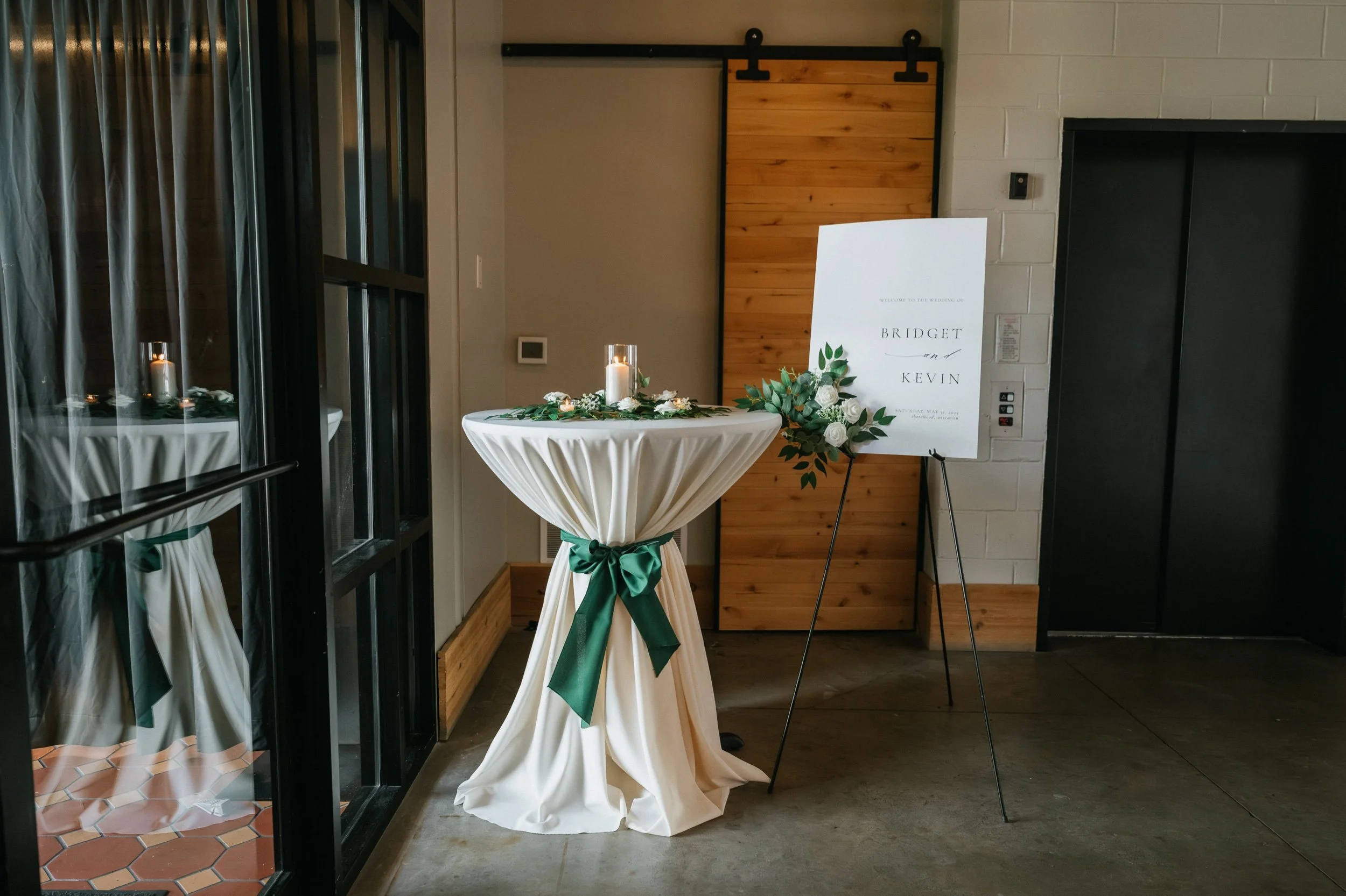 Milwaukee Wedding Photographer Roost Photography - The Atrium Wedding Journeyman Kimpton Hotel 42.jpg
