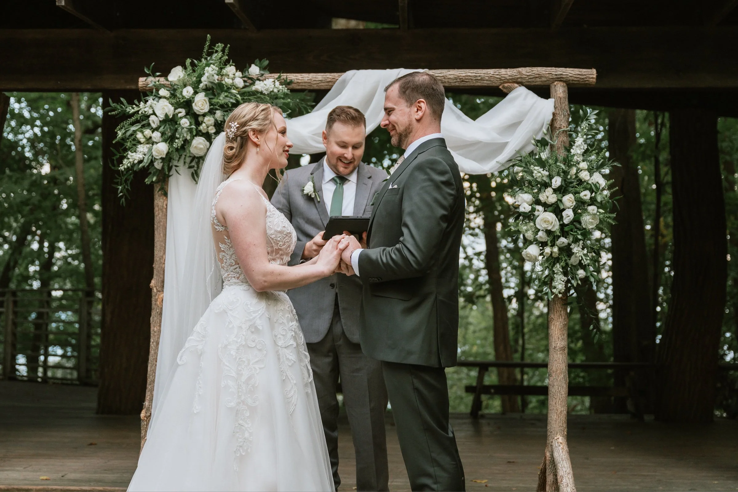 RoostMKE Married in Milwaukee Wedding Collective shlitz audubon Nature center Wisconsin fall 071.jpg