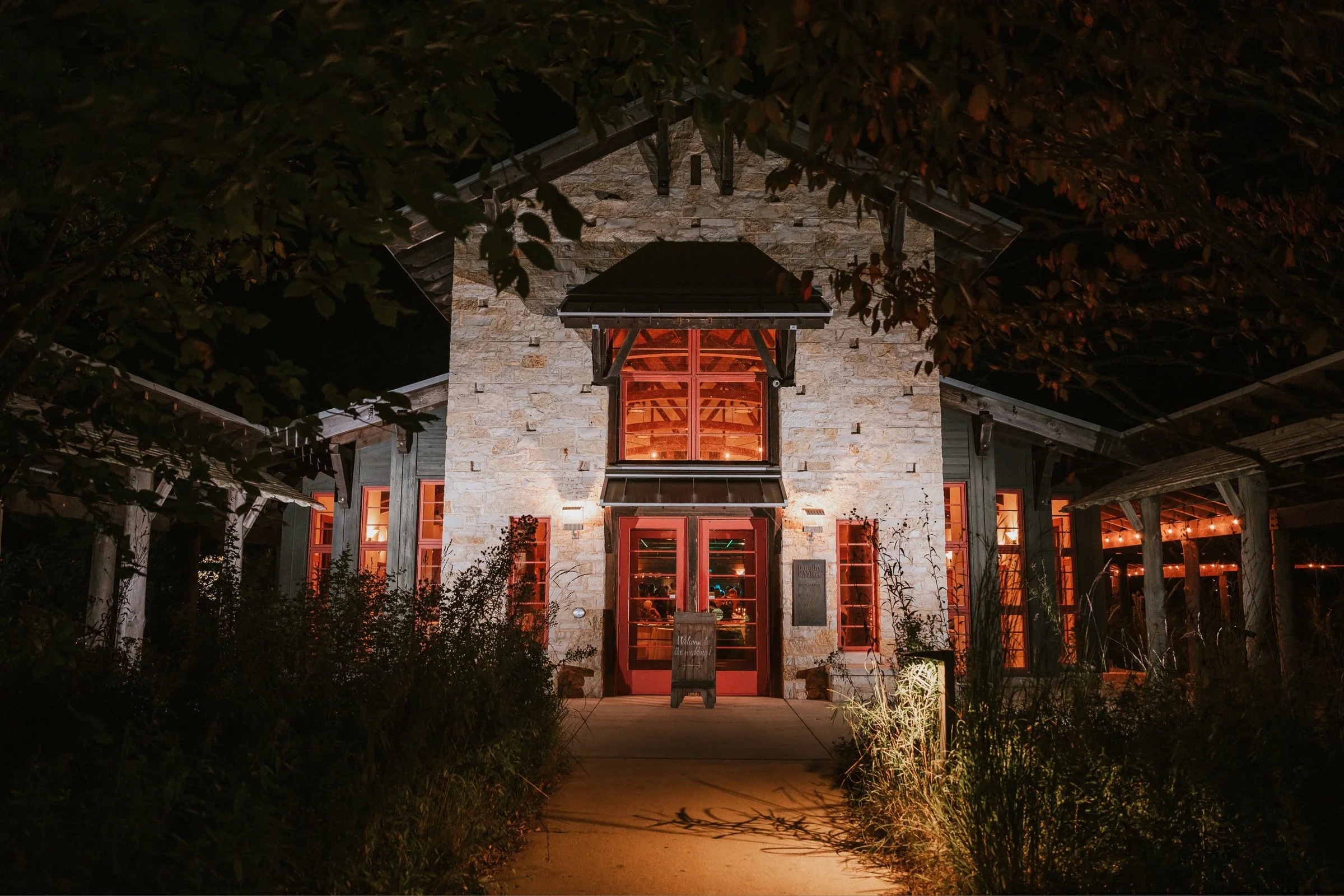 RoostMKE Married in Milwaukee Wedding Collective shlitz audubon Nature center Wisconsin fall 124.jpg