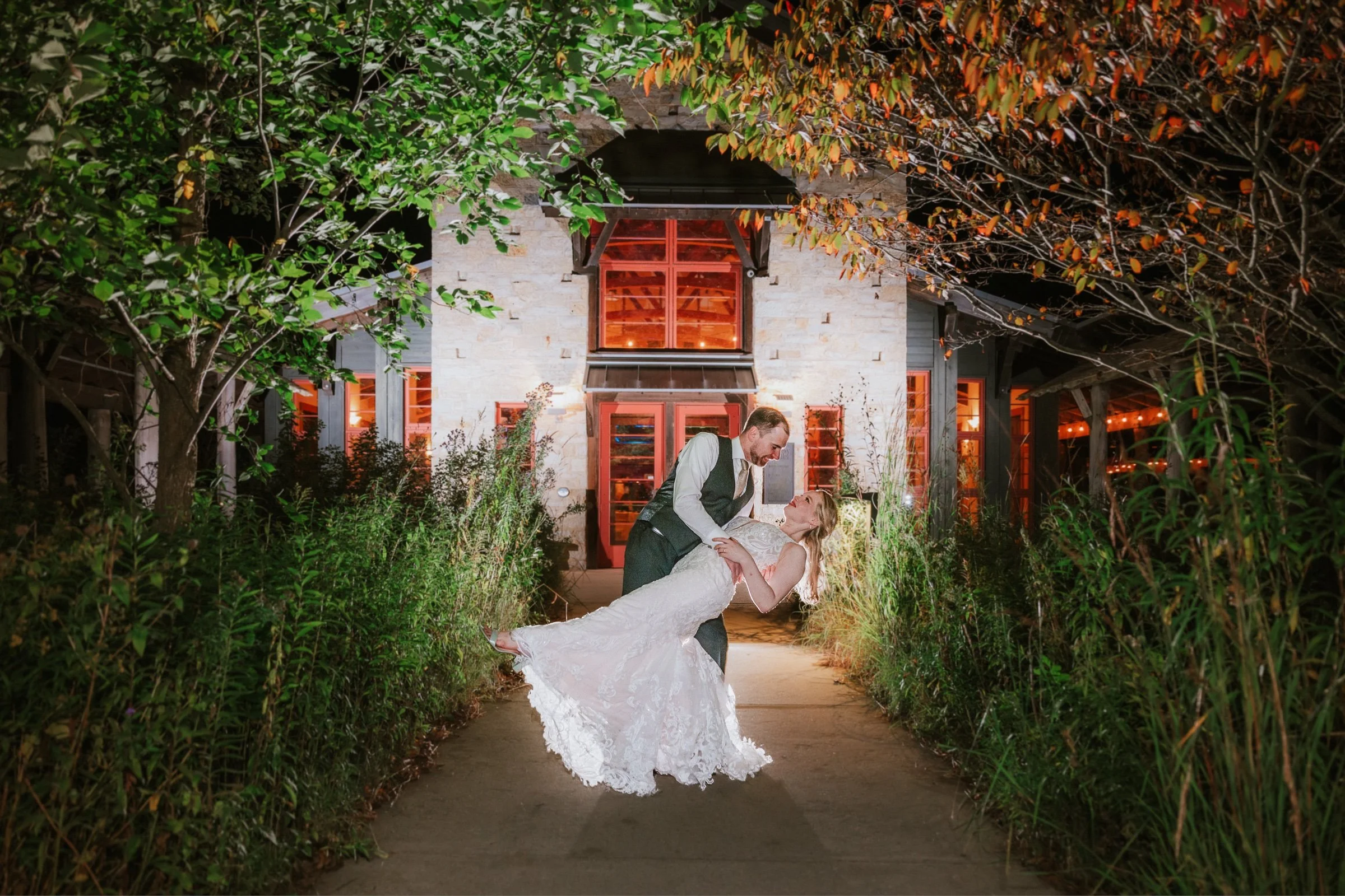 RoostMKE Married in Milwaukee Wedding Collective shlitz audubon Nature center Wisconsin fall 126.jpg