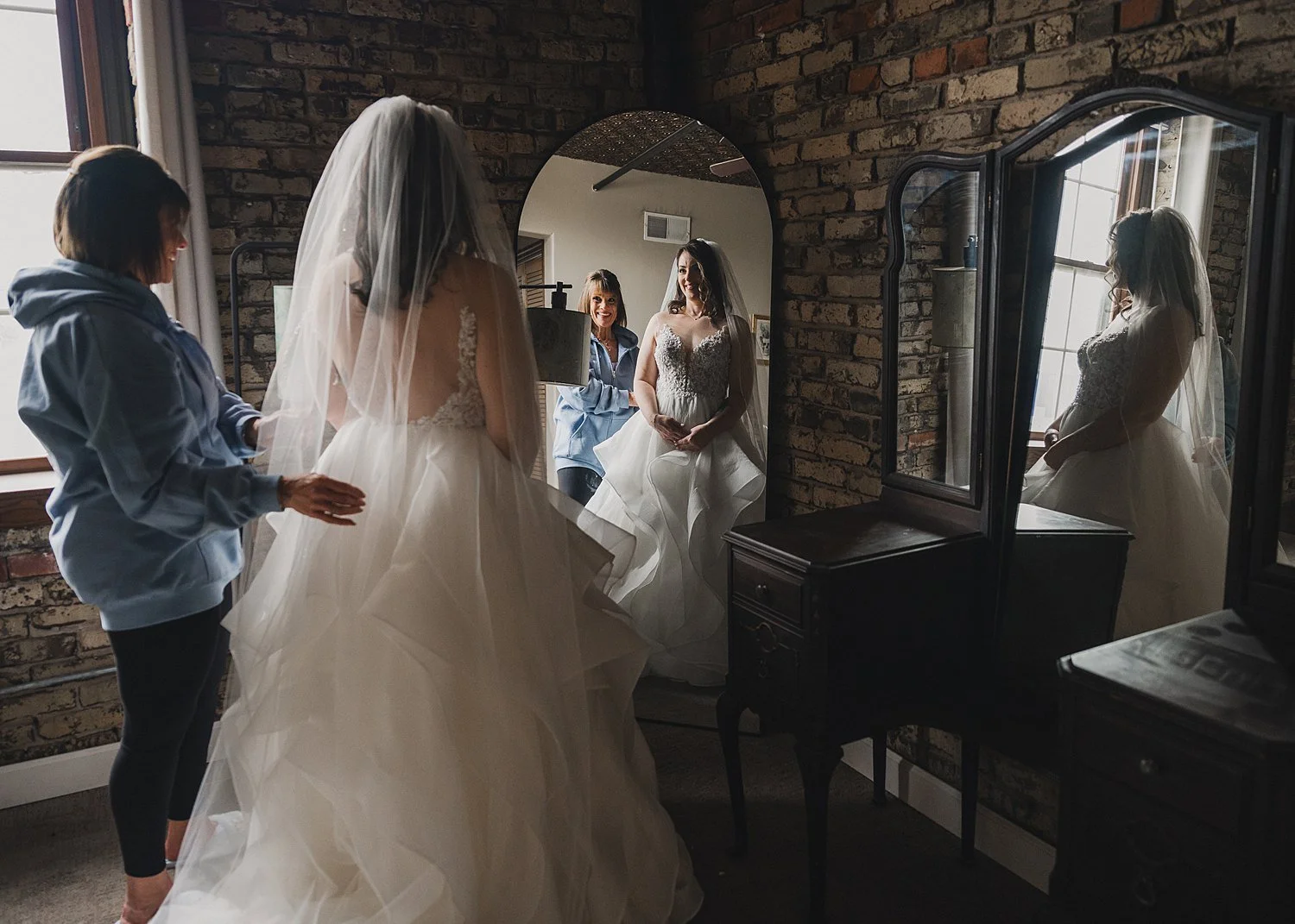 RoostMKE Married in Milwaukee Wedding Photographer_1461.jpg