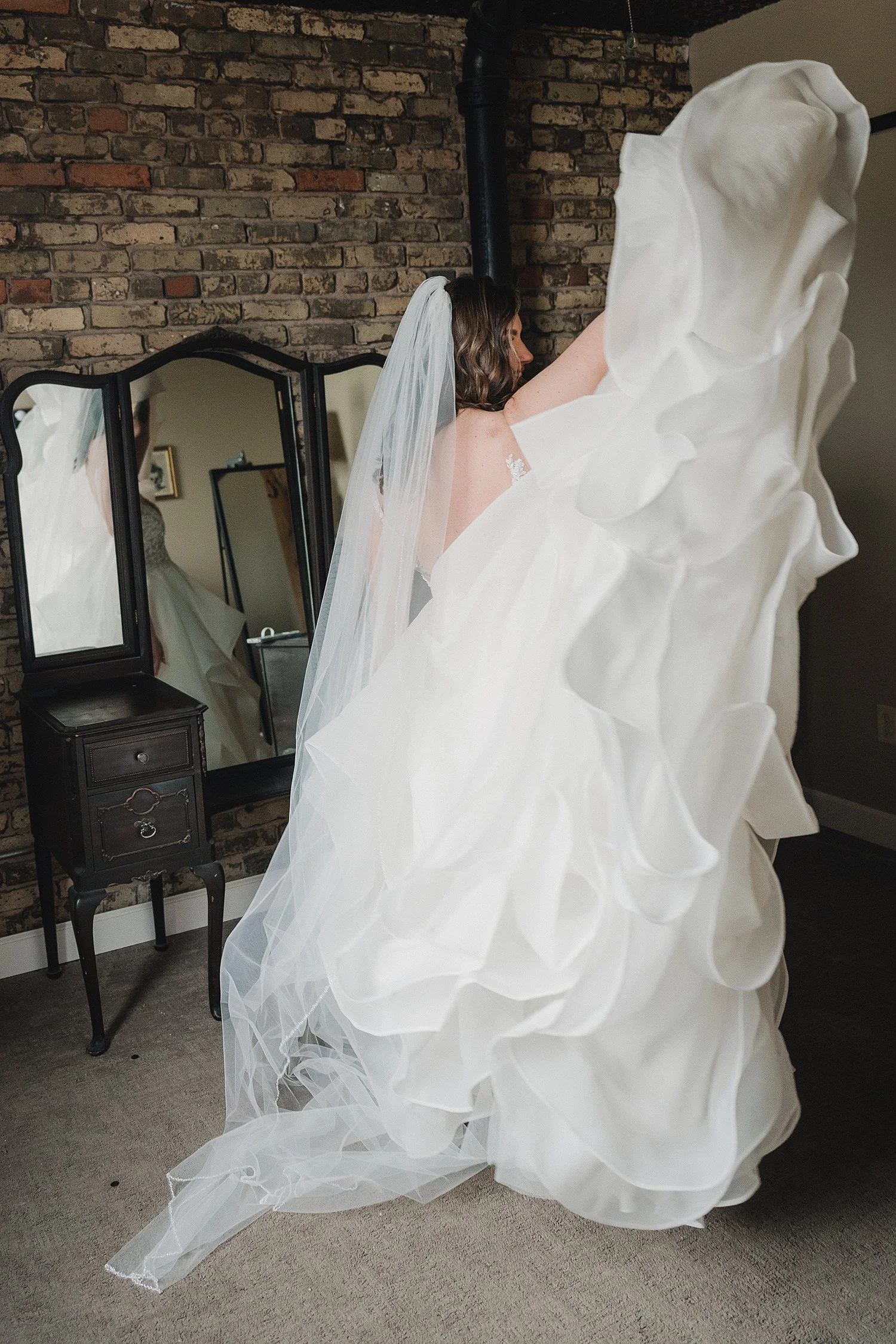 RoostMKE Married in Milwaukee Wedding Photographer_1501.jpg