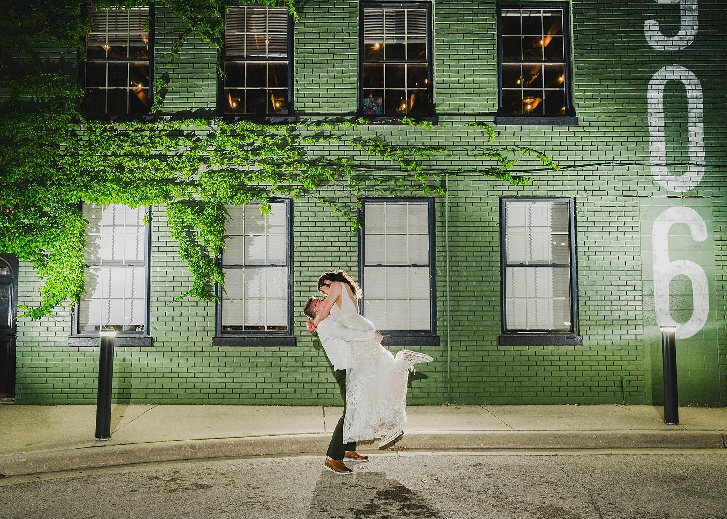 RoostMKE Married in Milwaukee Wedding Photographer_1787.jpg