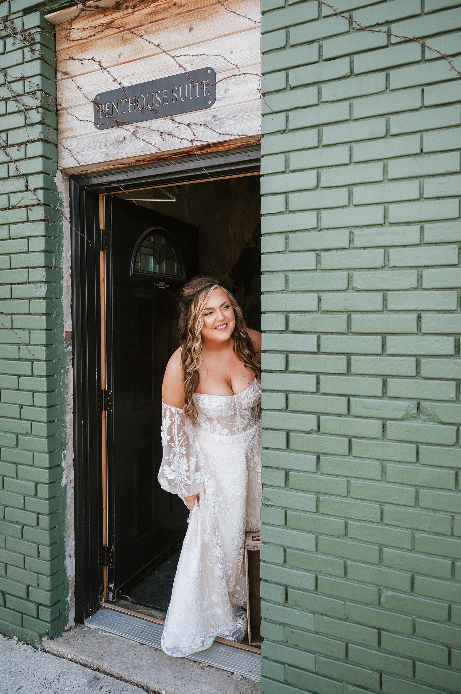 RoostMKE Married in Milwaukee Wedding Photographer_2474.jpg