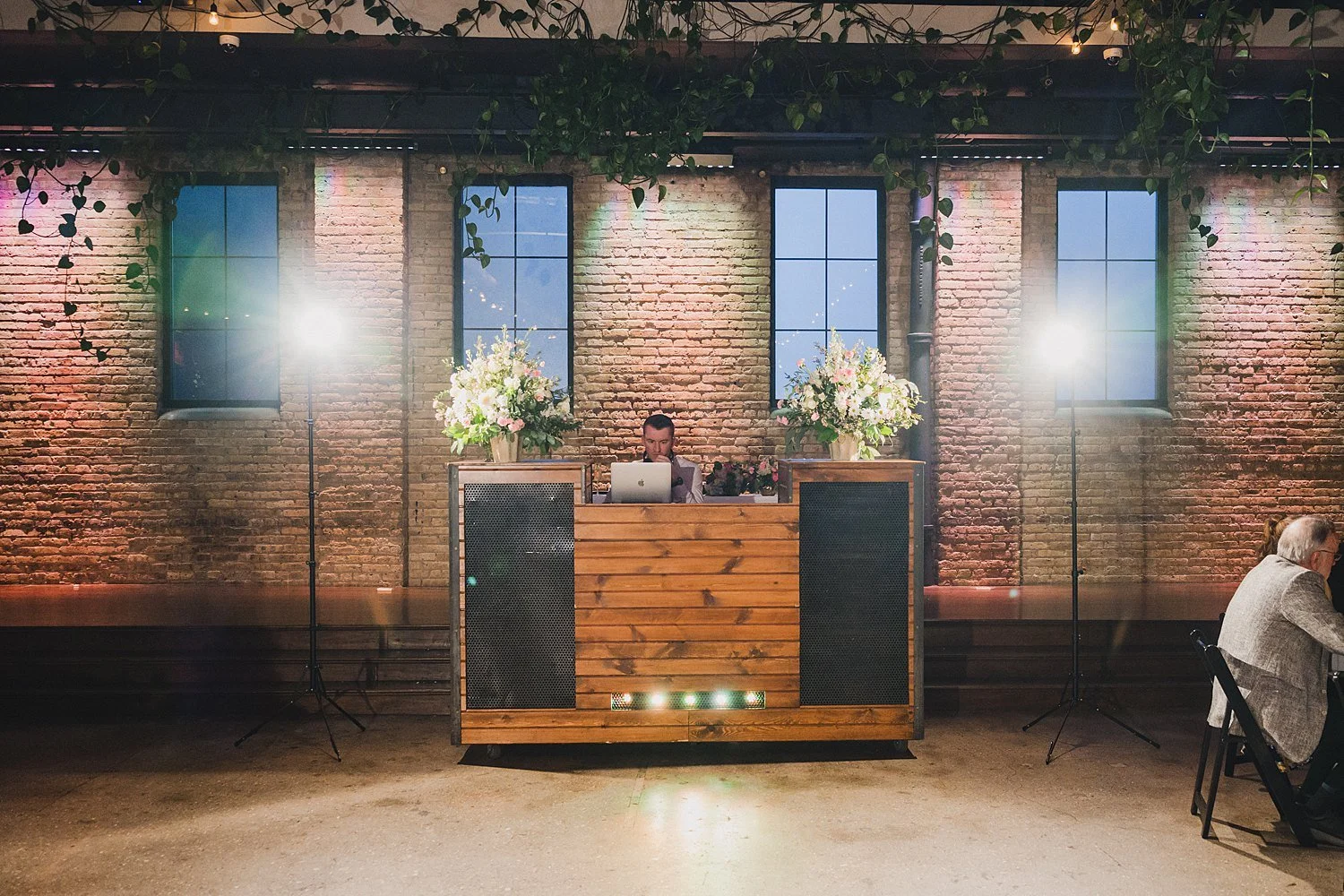 2025.05.02 - Roostmke.com - Candace.Jared.11-1_web.jpg