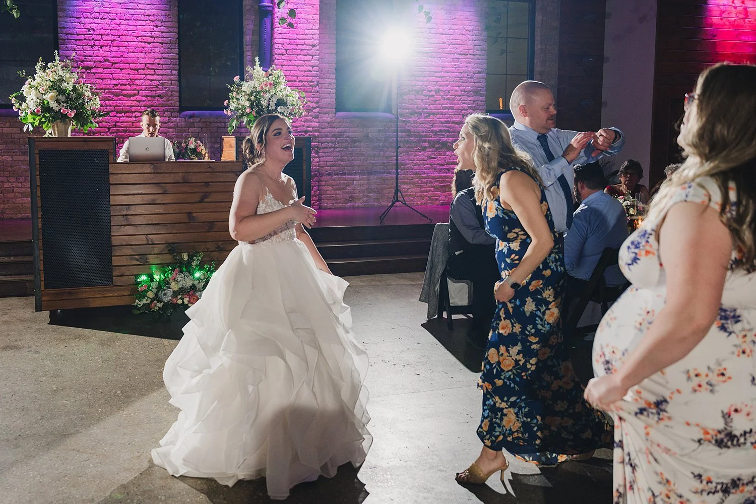 2025.05.02 - Roostmke.com - Candace.Jared.12-153_web.jpg