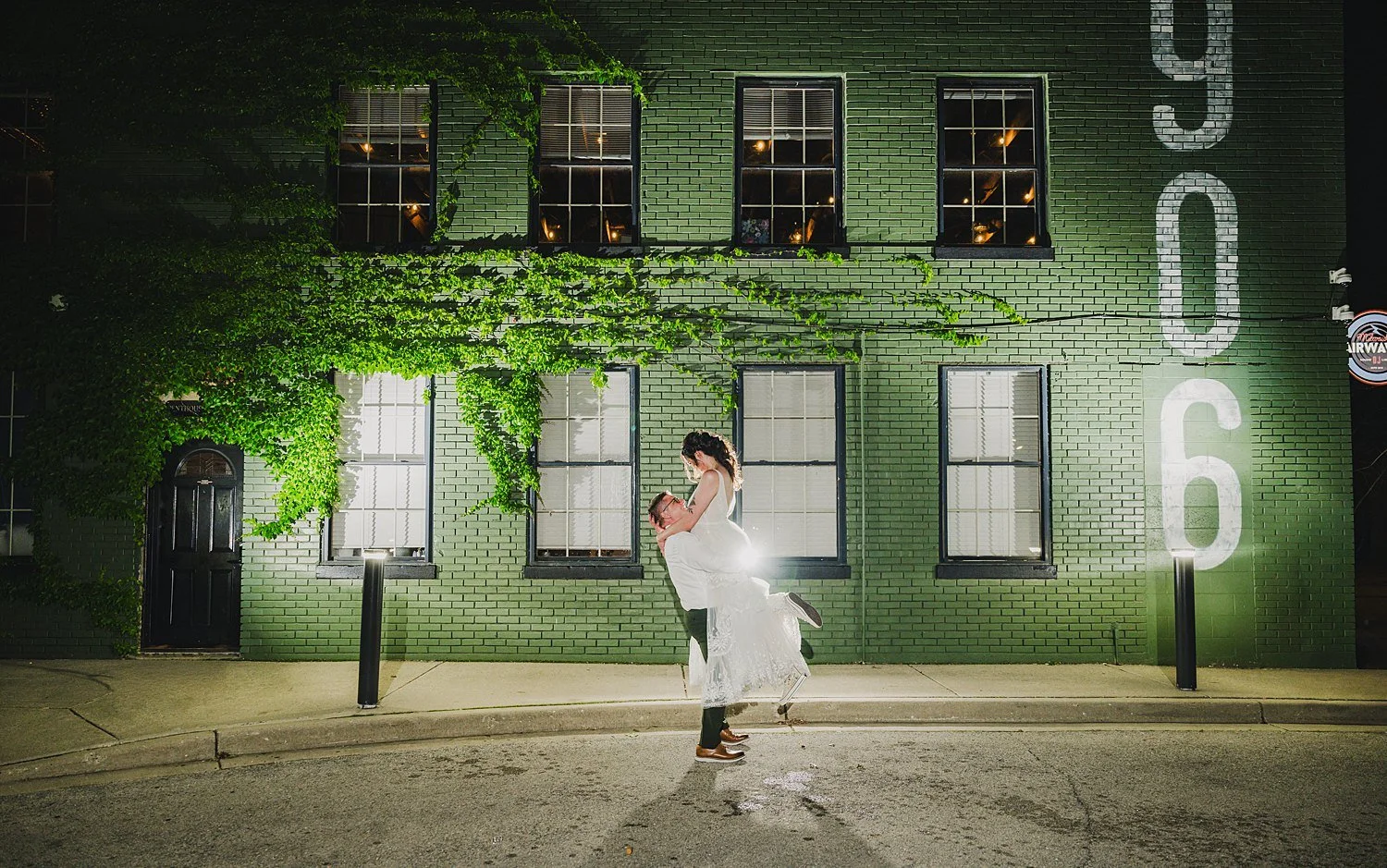 2025.06.22 - Roostmke.com - Amy.Scott.13-21_web.jpg