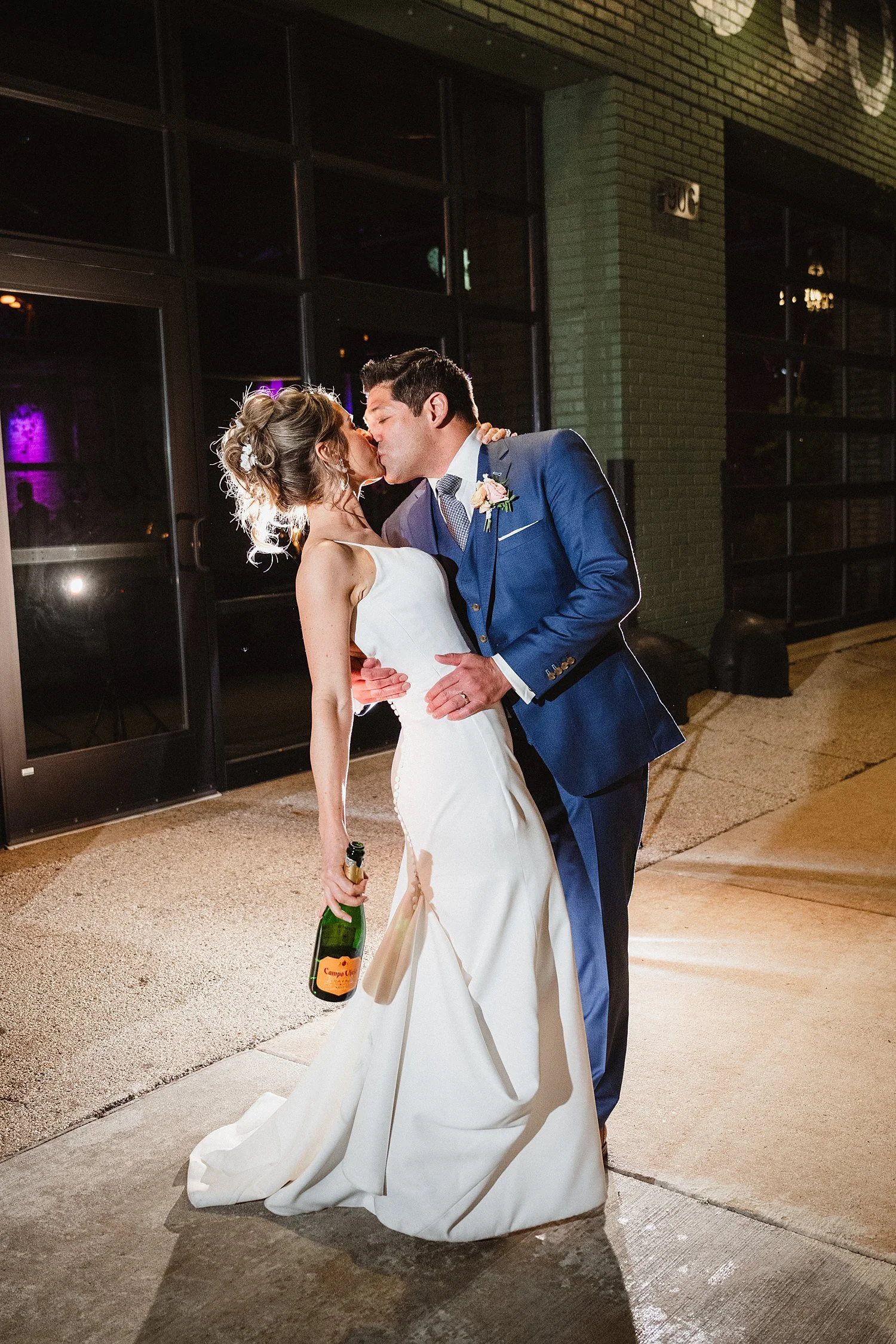 2025.05.23 - Roostmke.com - Emily.Chaz.11-21_web.jpg