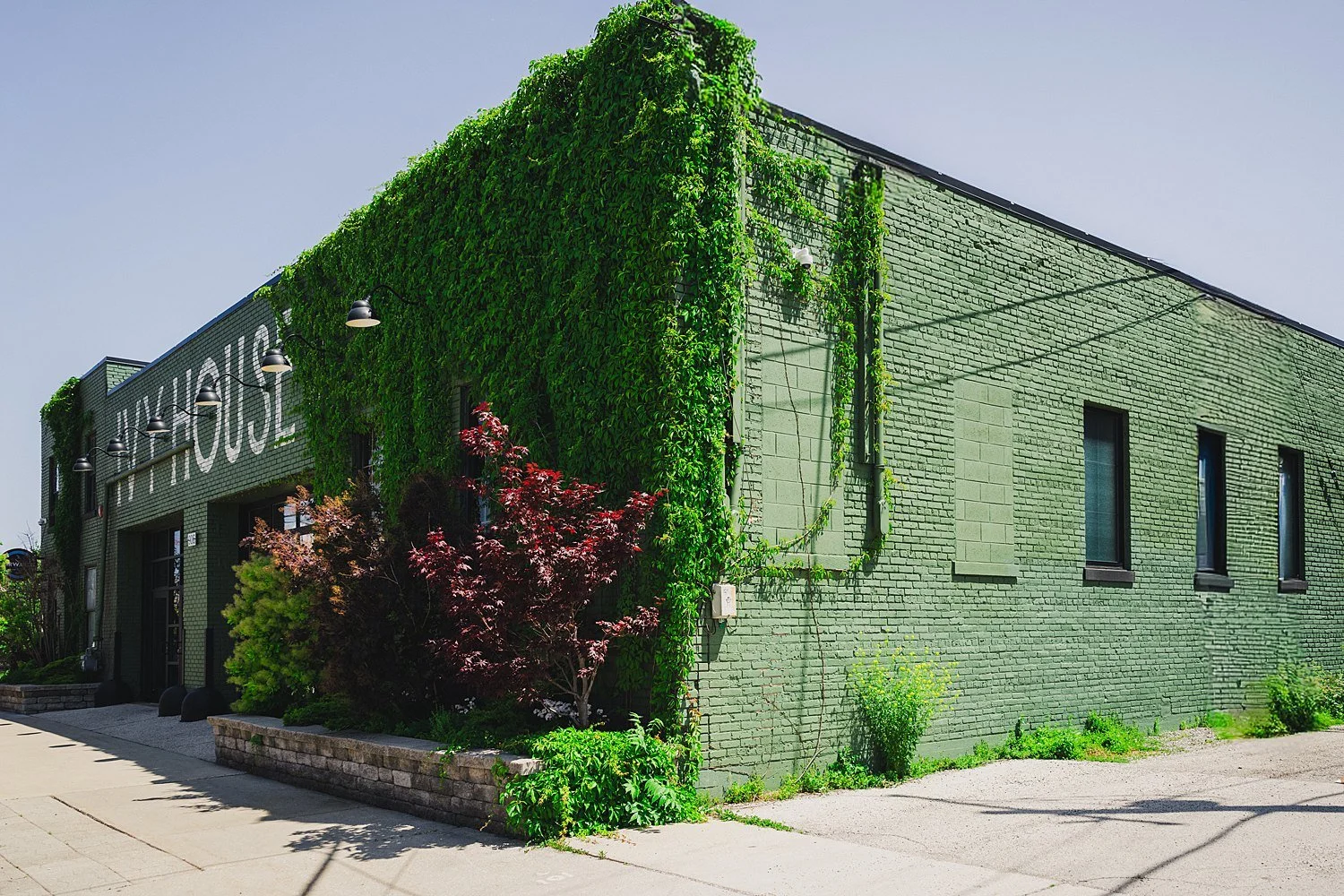 2025.06.22 - Roostmke.com - Amy.Scott.0-8_web.jpg