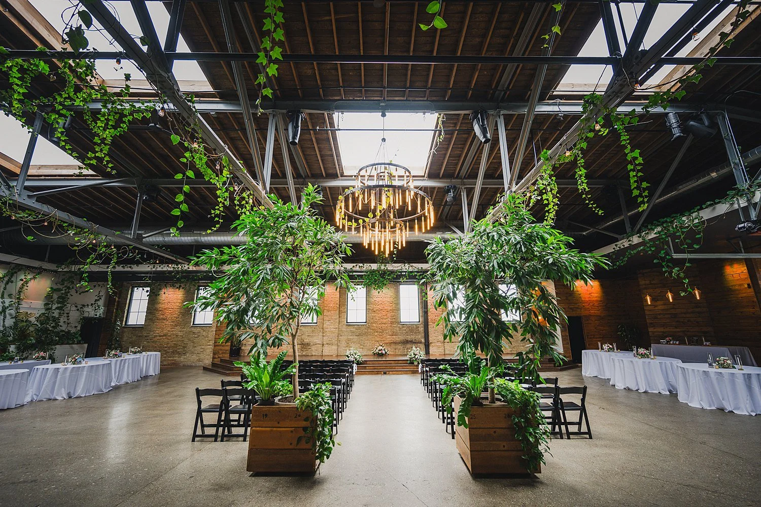 RoostMKE Married in Milwaukee Wedding Photographer_1549.jpg