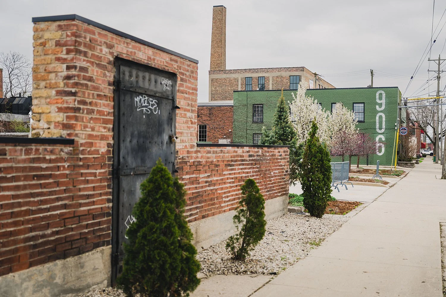 2025.05.02 - Roostmke.com - Candace.Jared.0-5_web.jpg