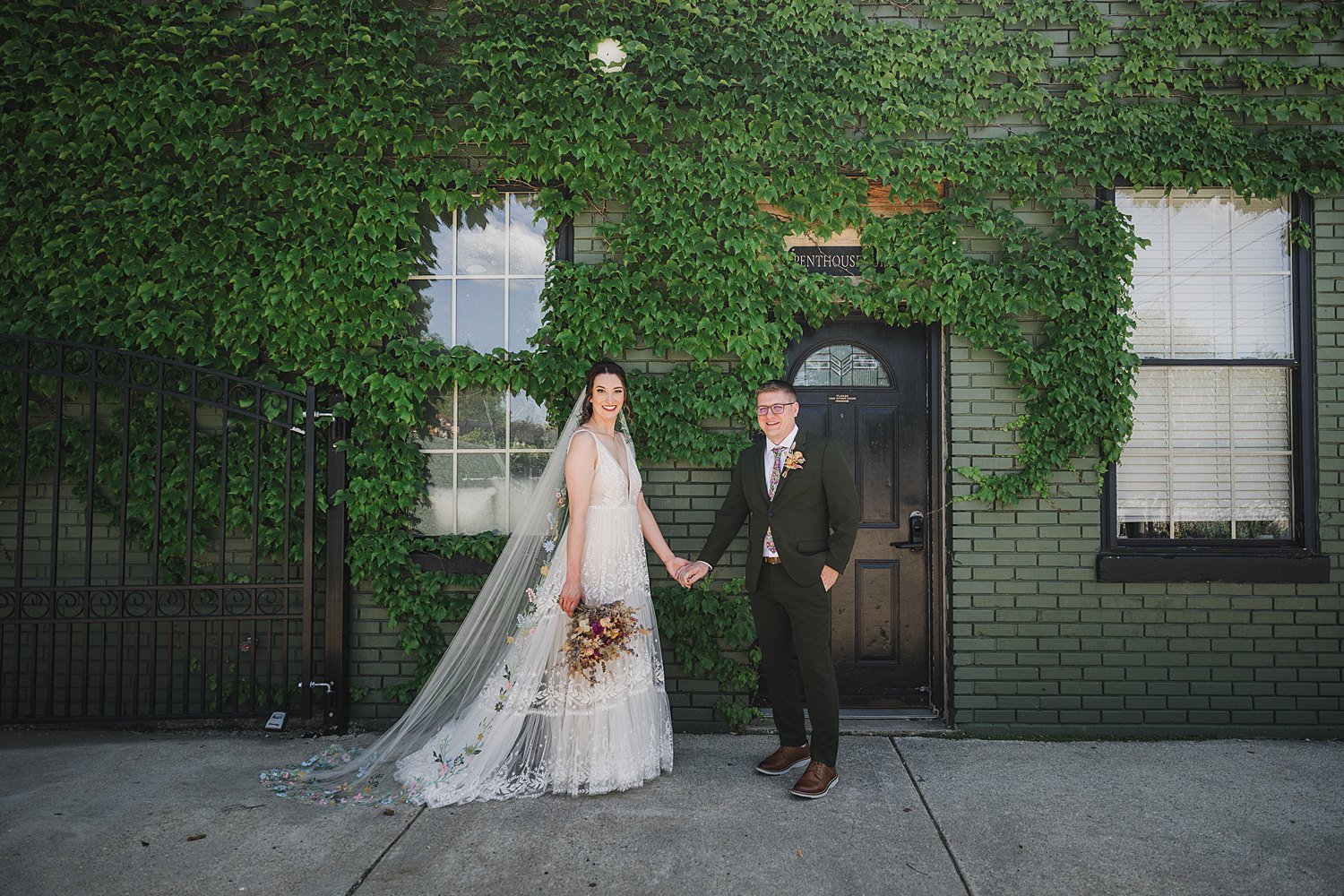 RoostMKE Married in Milwaukee Wedding Photographer_2400.jpg